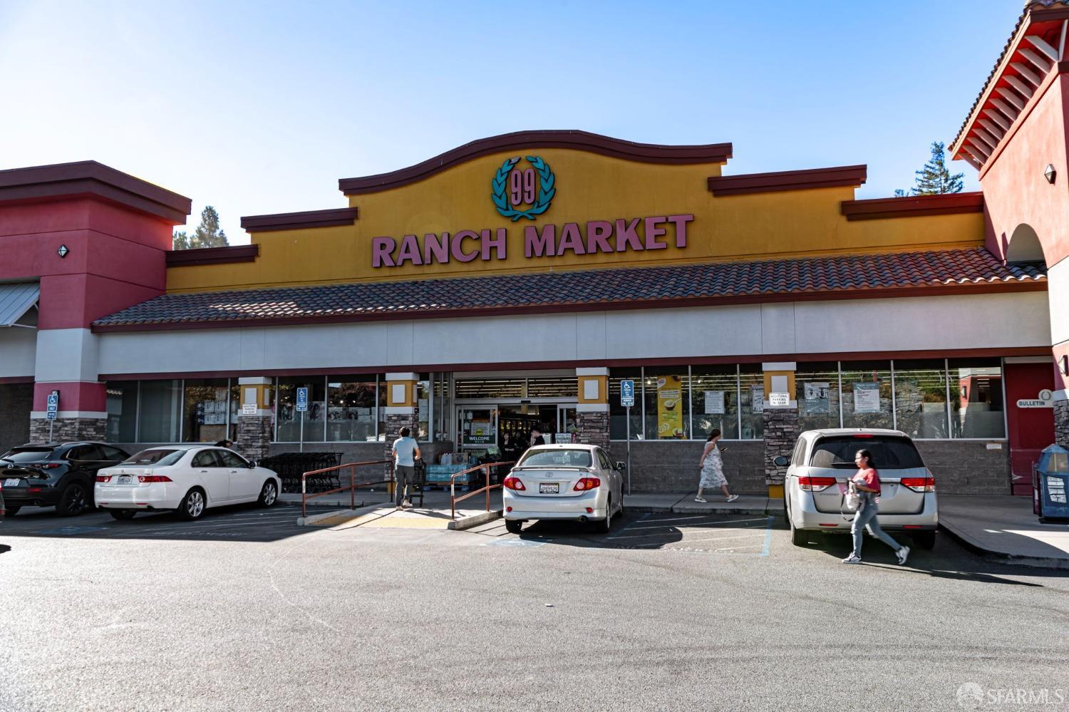 960 Heatherstone Avenue