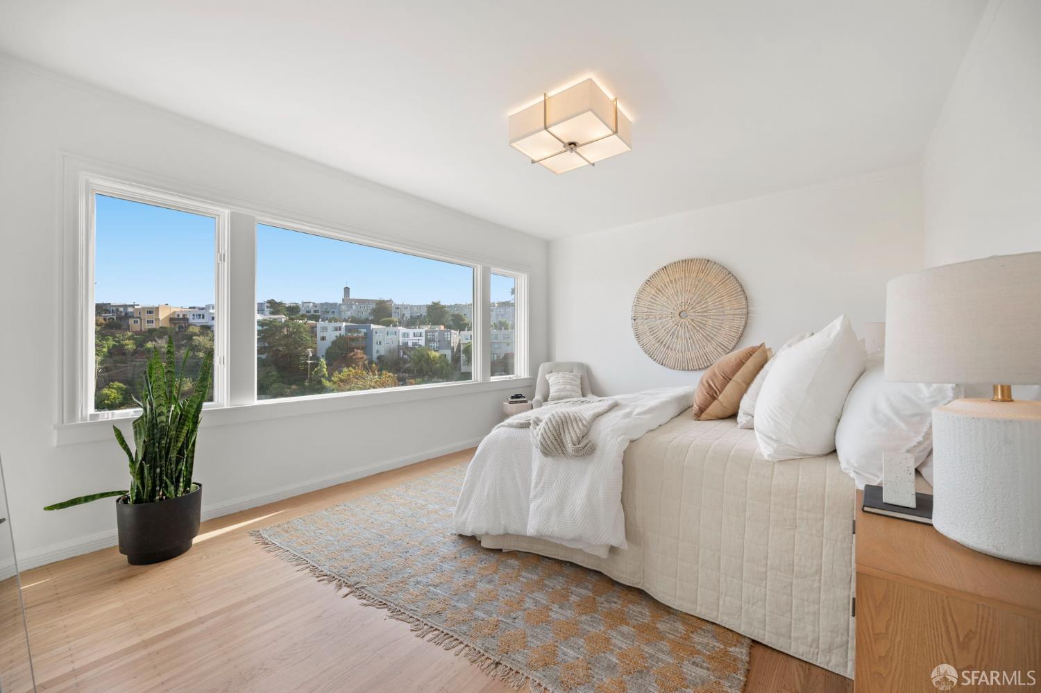 11 Encline Court