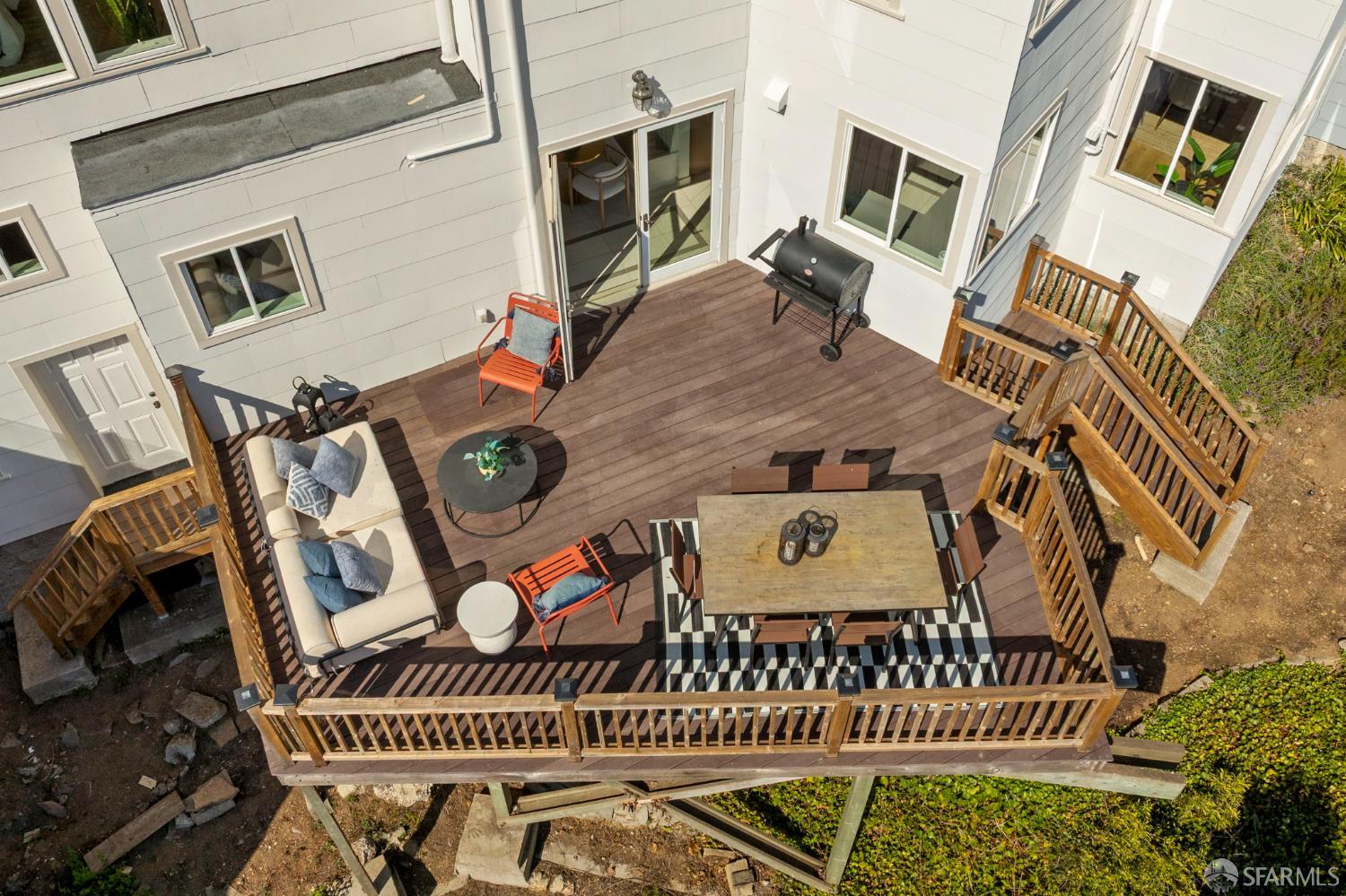 11 Encline Court