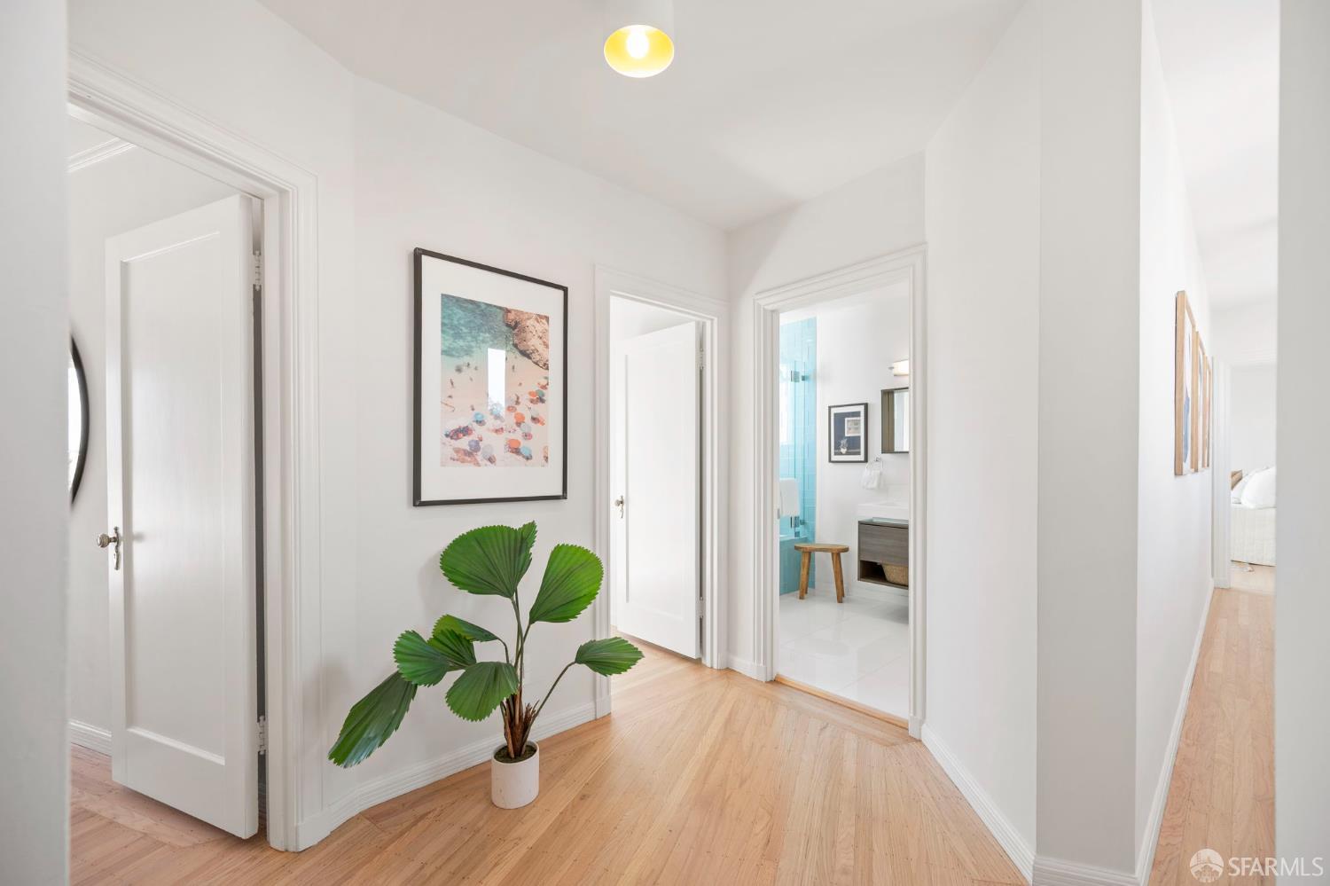11 Encline Court