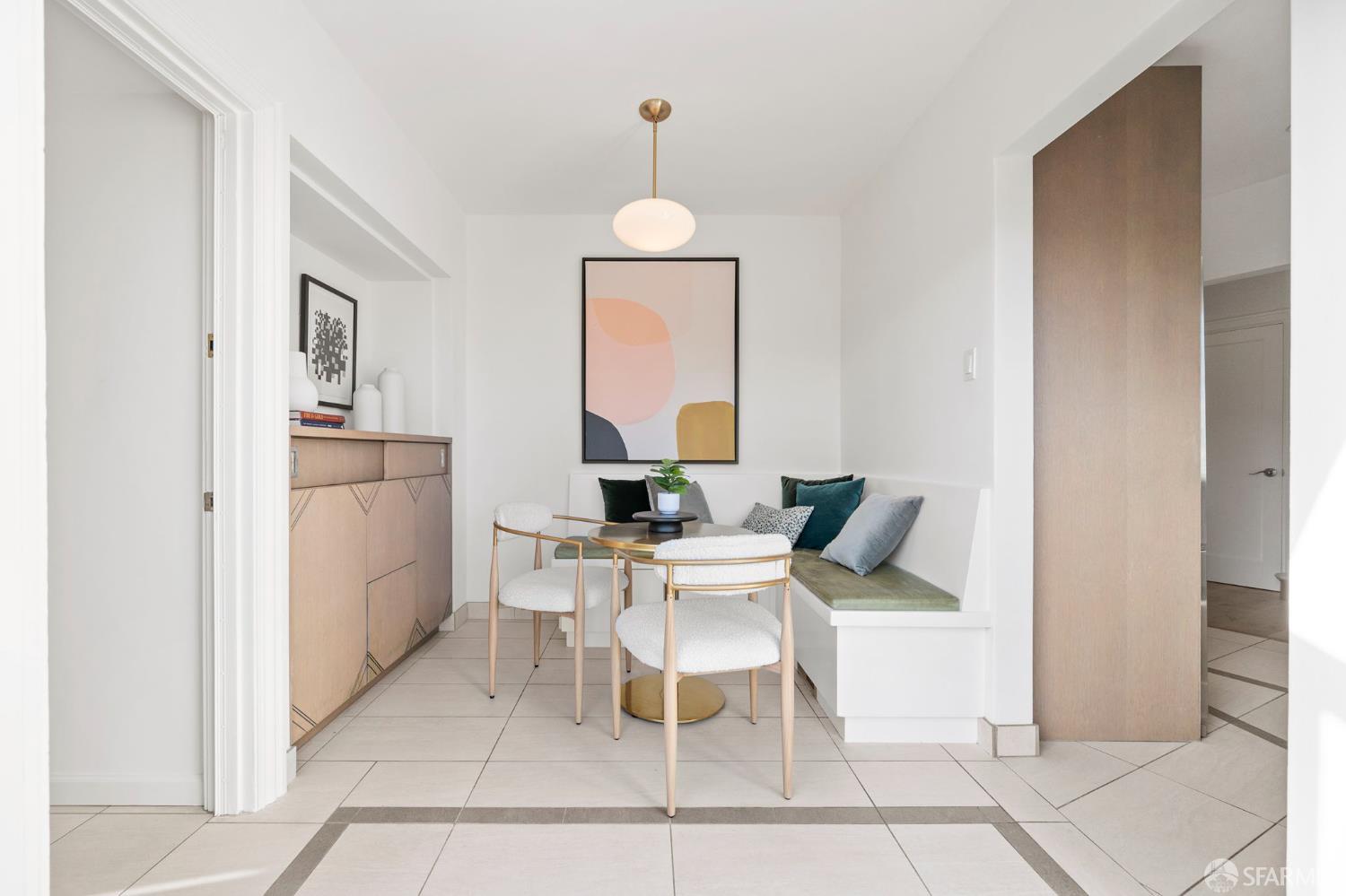 11 Encline Court