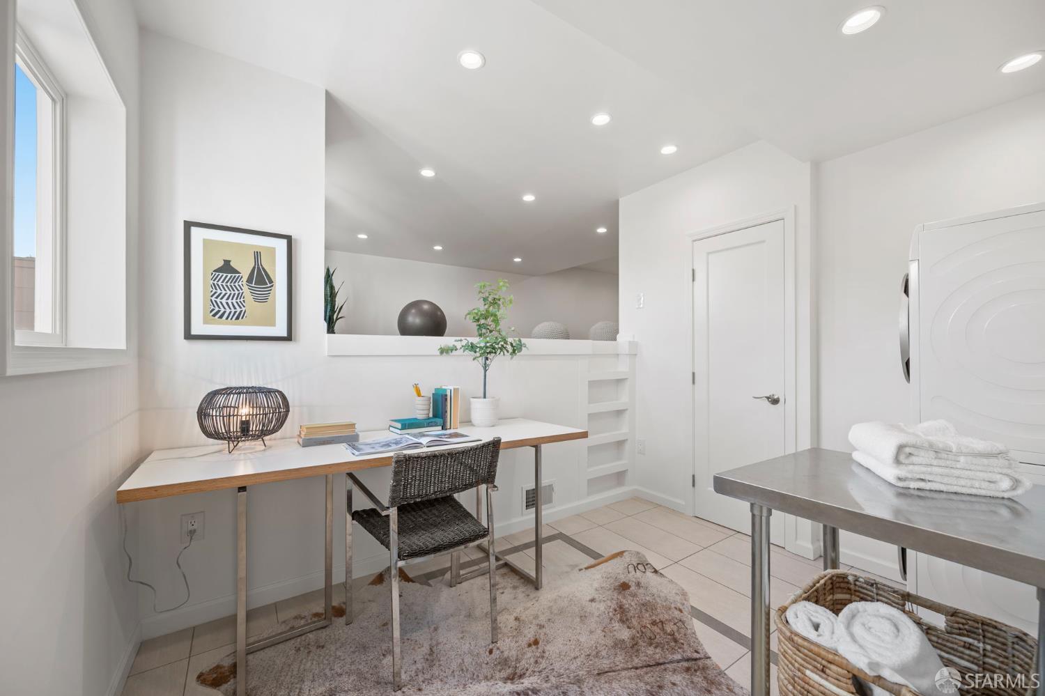 11 Encline Court