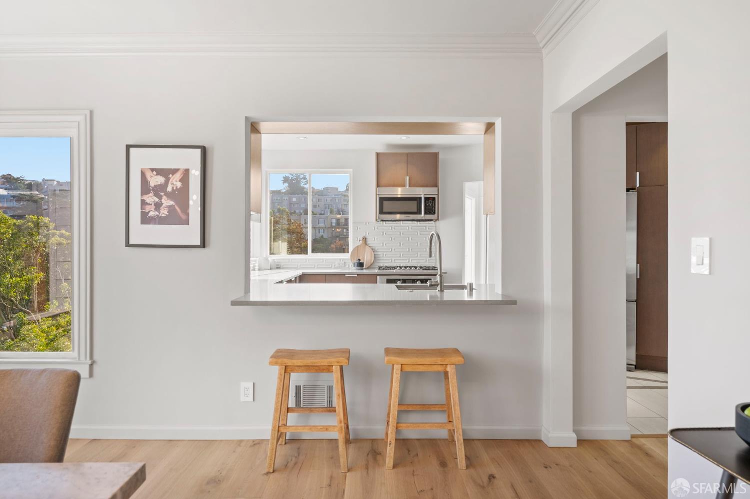 11 Encline Court