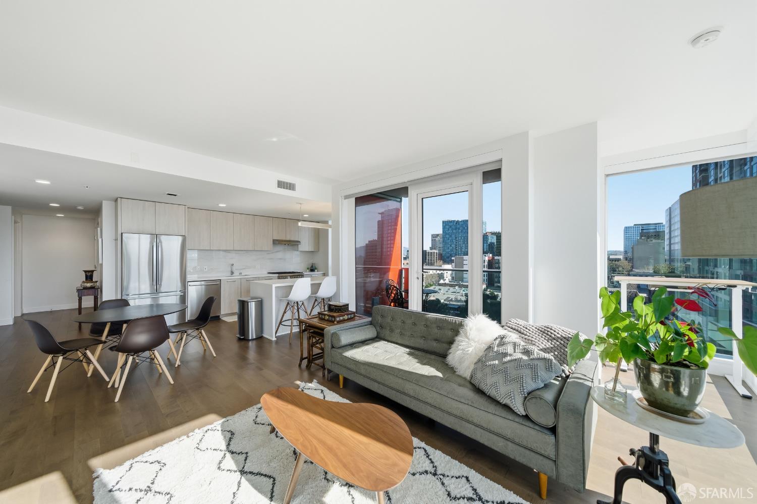 188 W Saint James Street # 11016