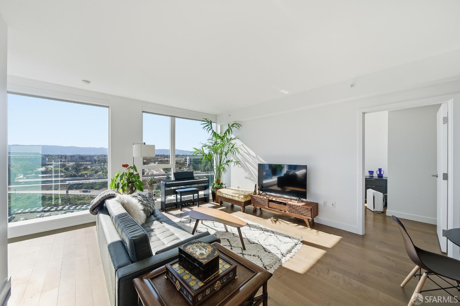 188 W Saint James Street # 11016