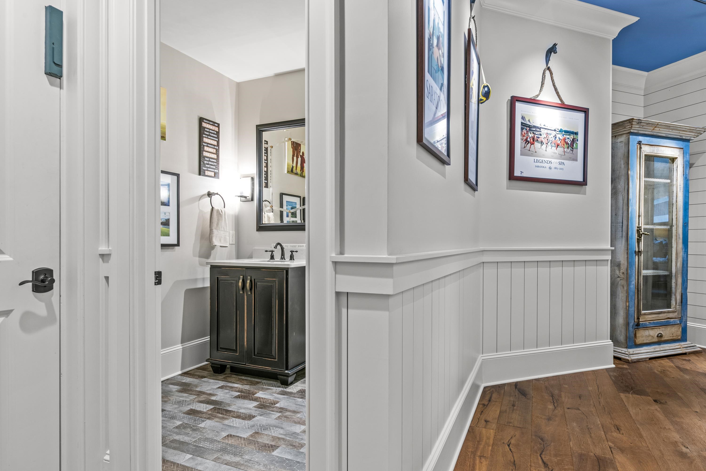 1831 PARROTTS POINTE ROAD