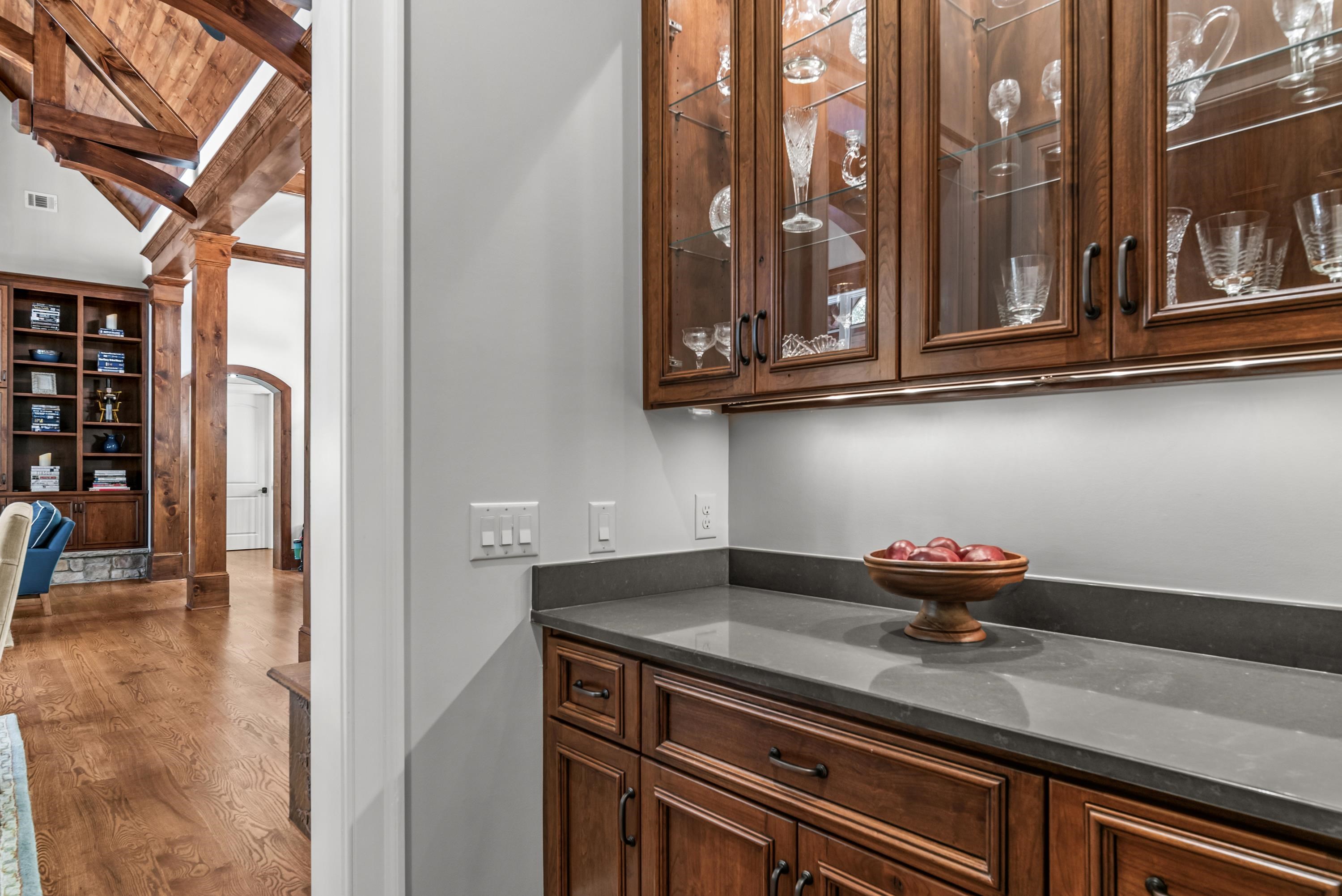 1831 PARROTTS POINTE ROAD