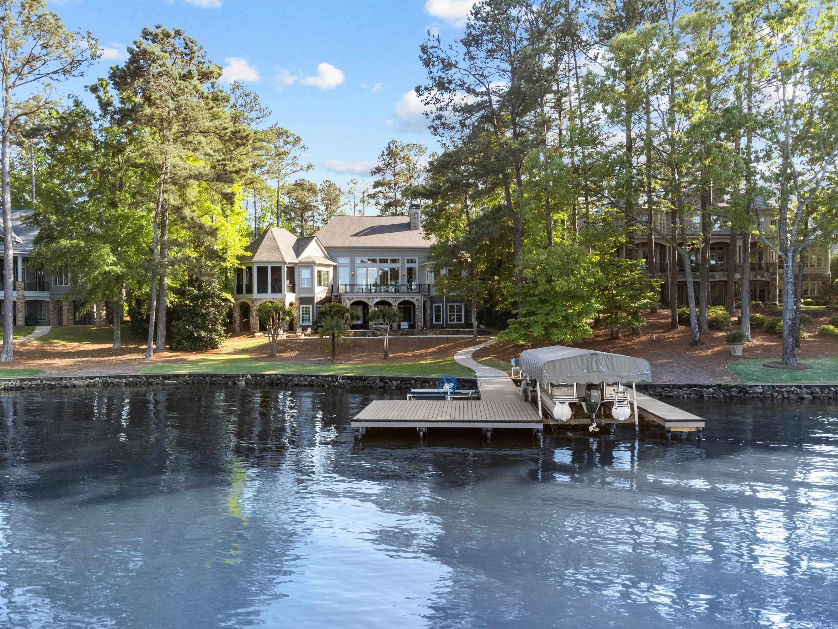1230 LAKE CLUB DRIVE