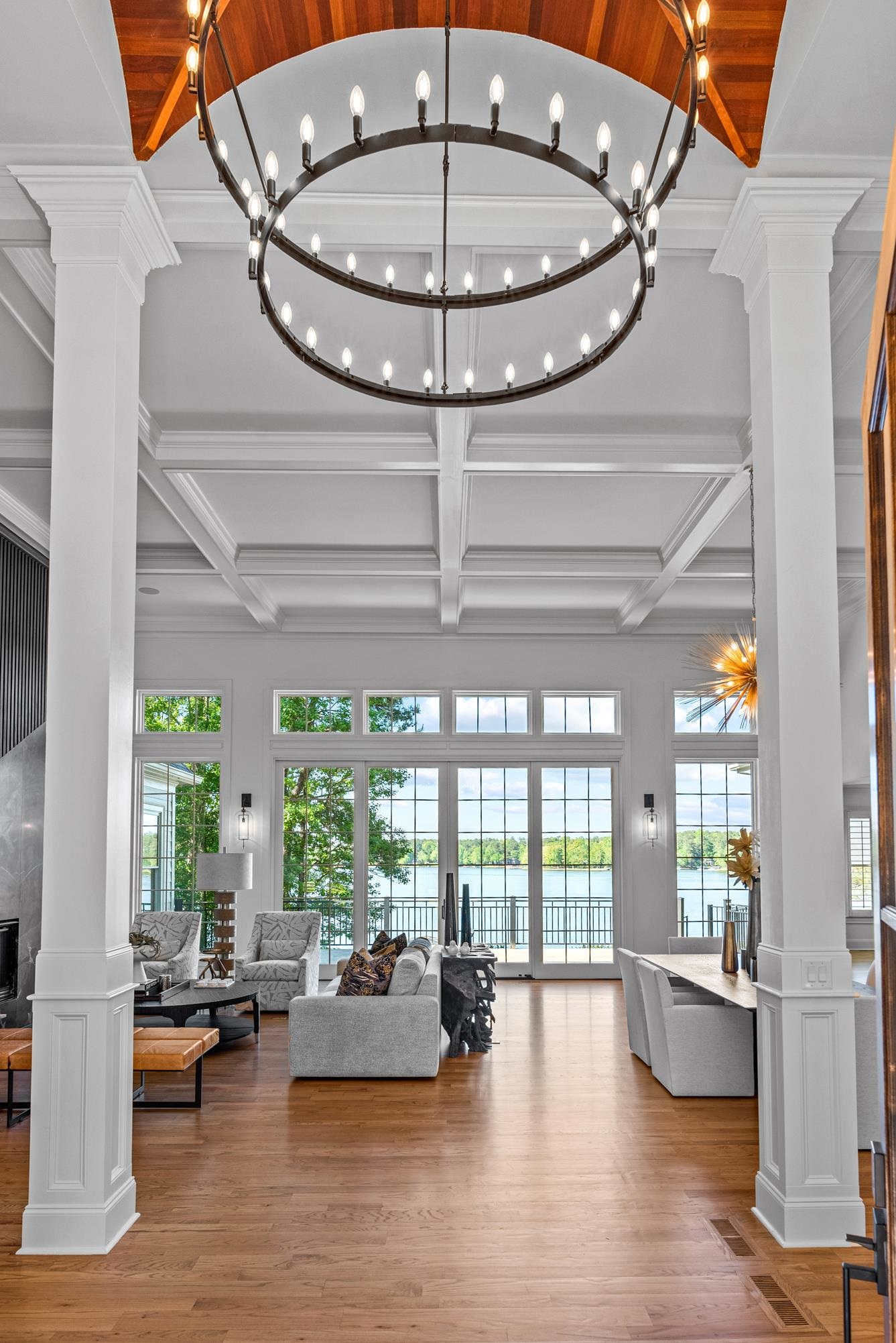 1230 LAKE CLUB DRIVE