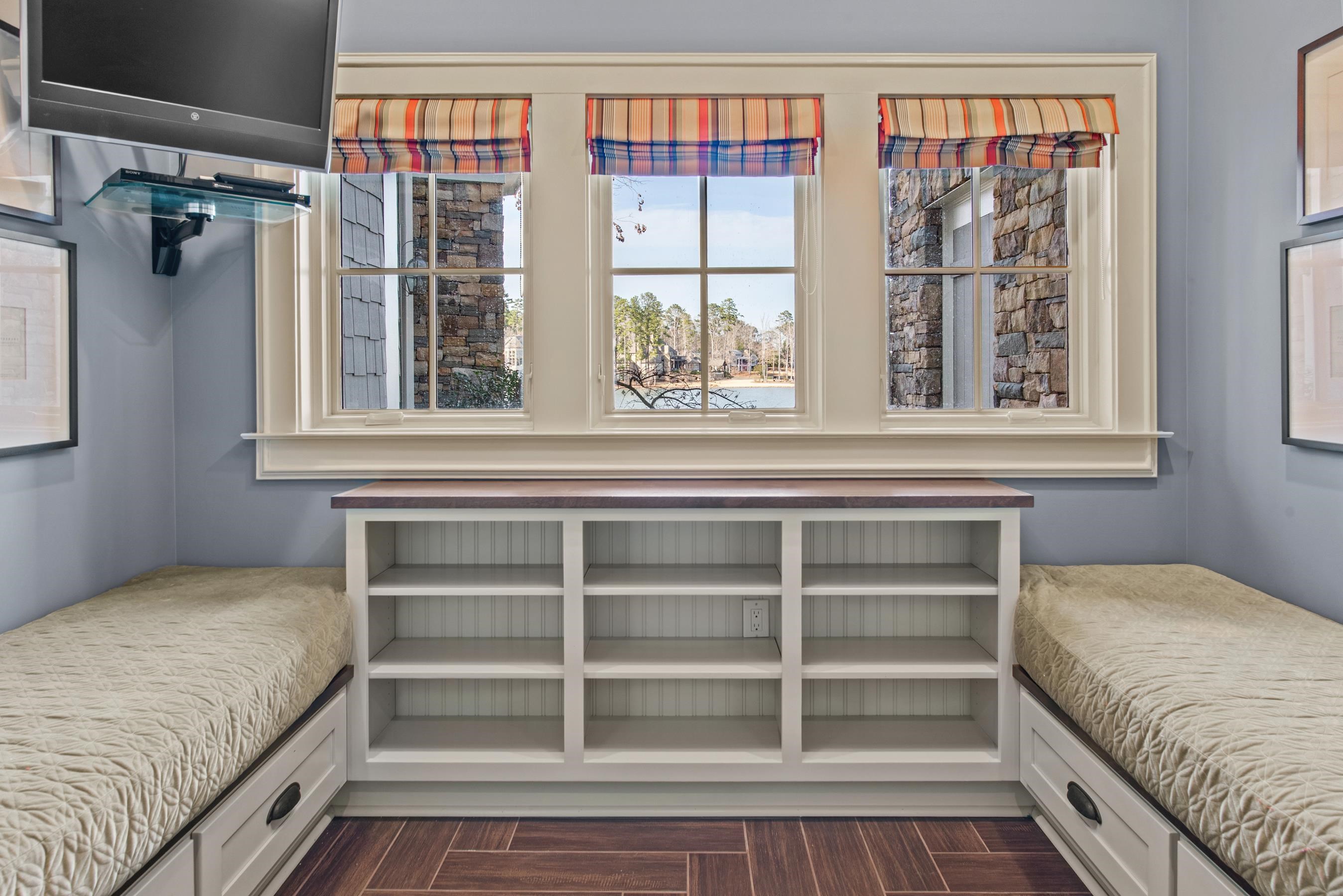 1551 JACKSON RIDGE