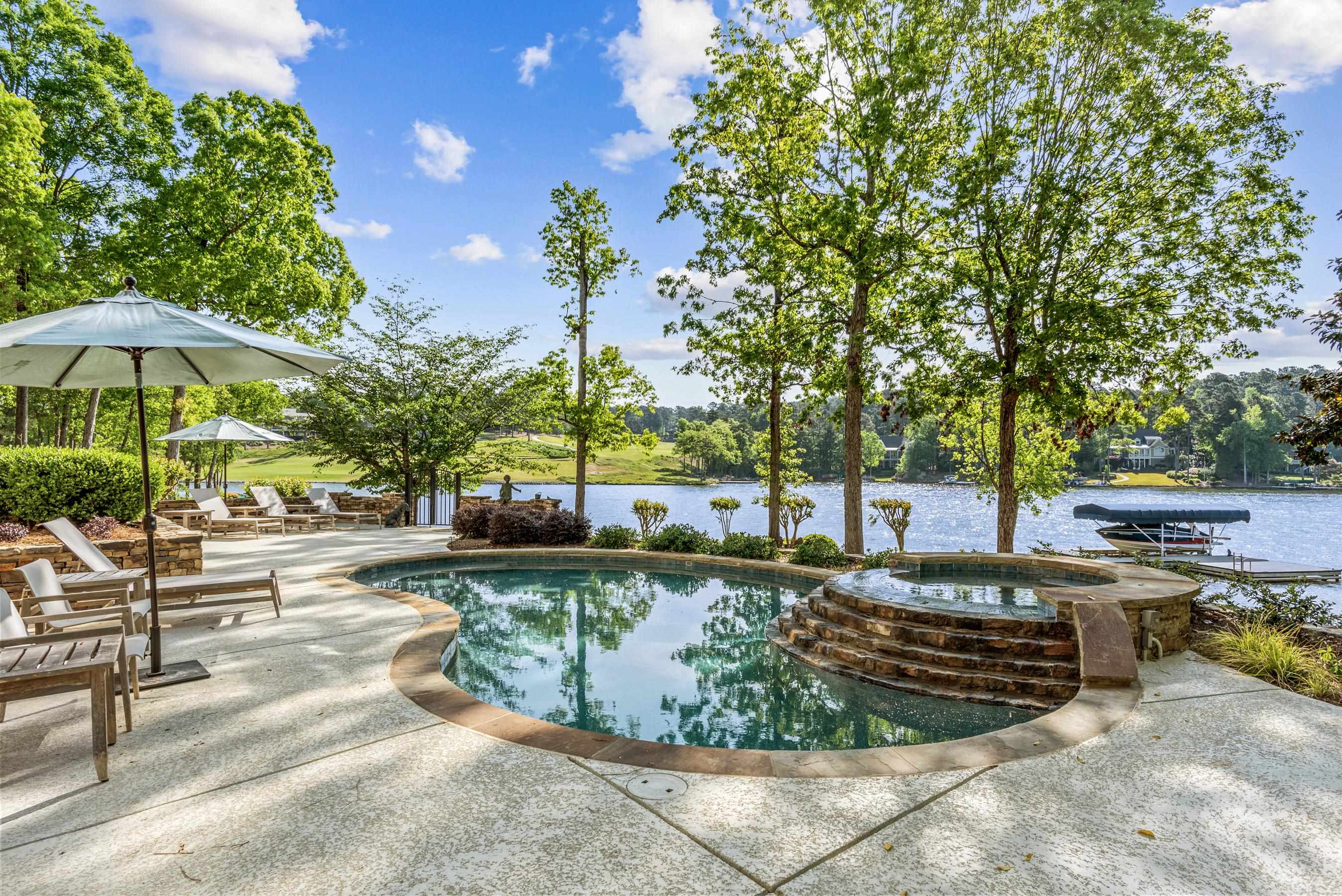 1140 PLANTATION POINT DRIVE