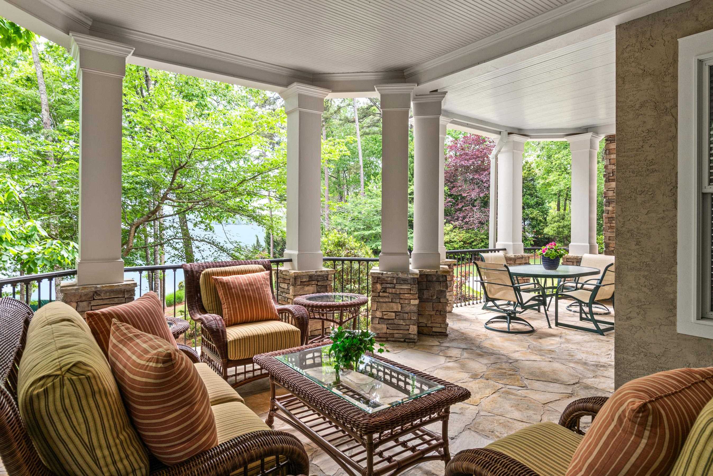 1100 FALLING CREEK