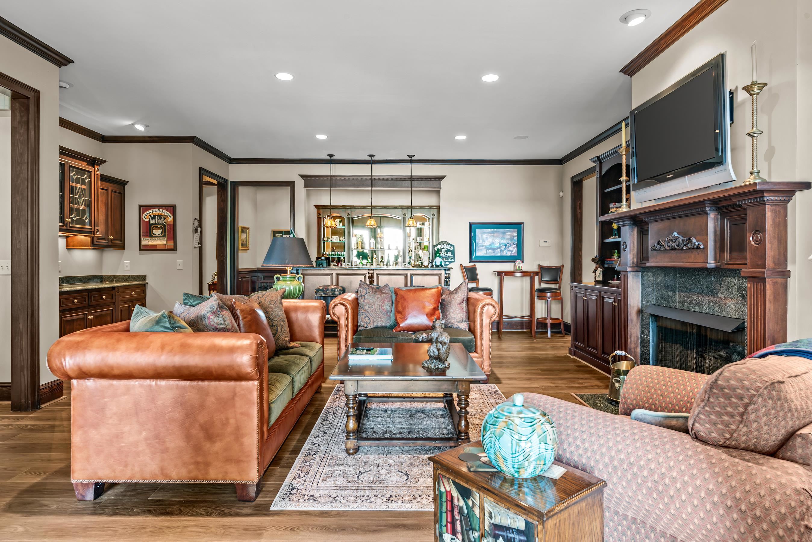 1100 FALLING CREEK