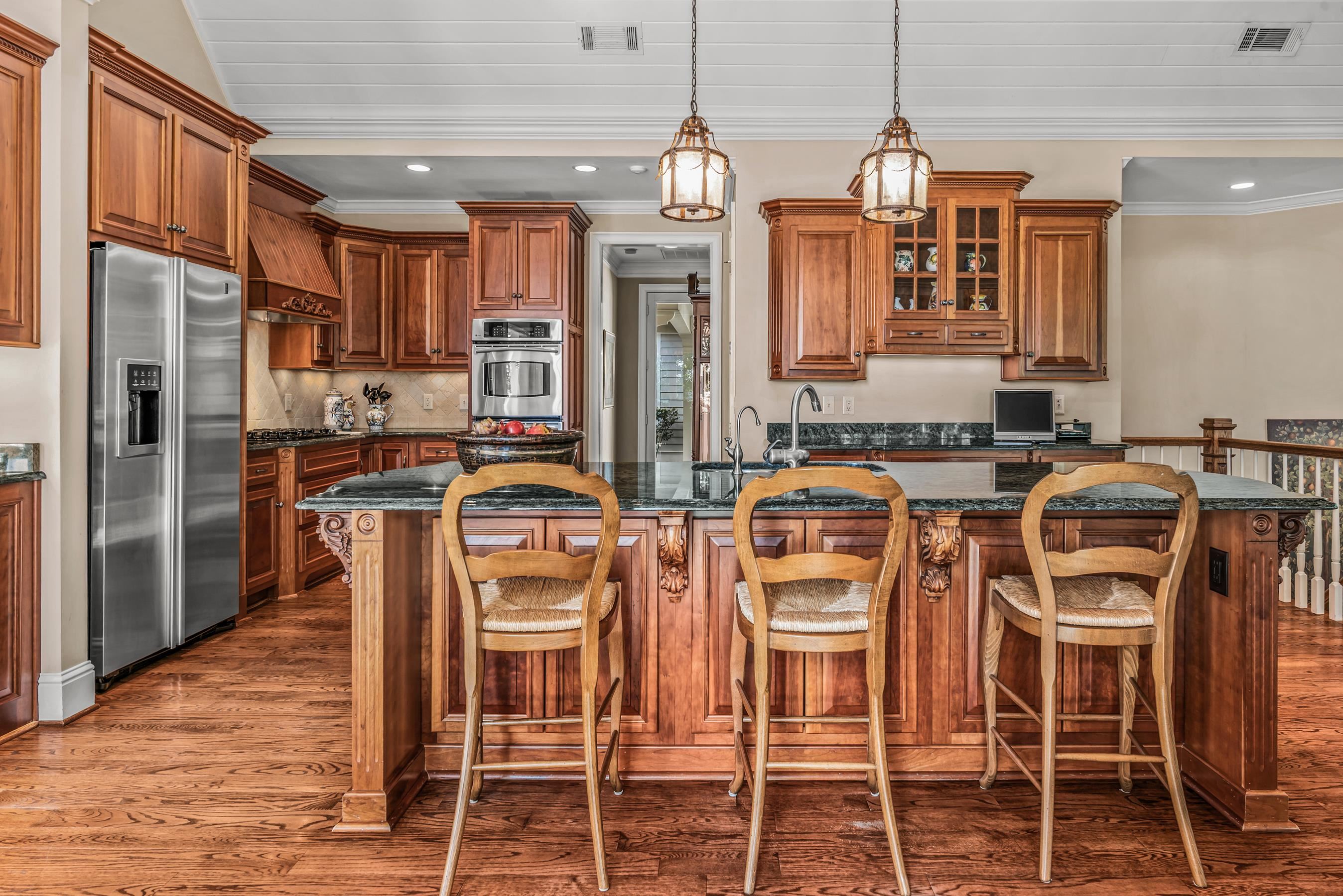 1100 FALLING CREEK