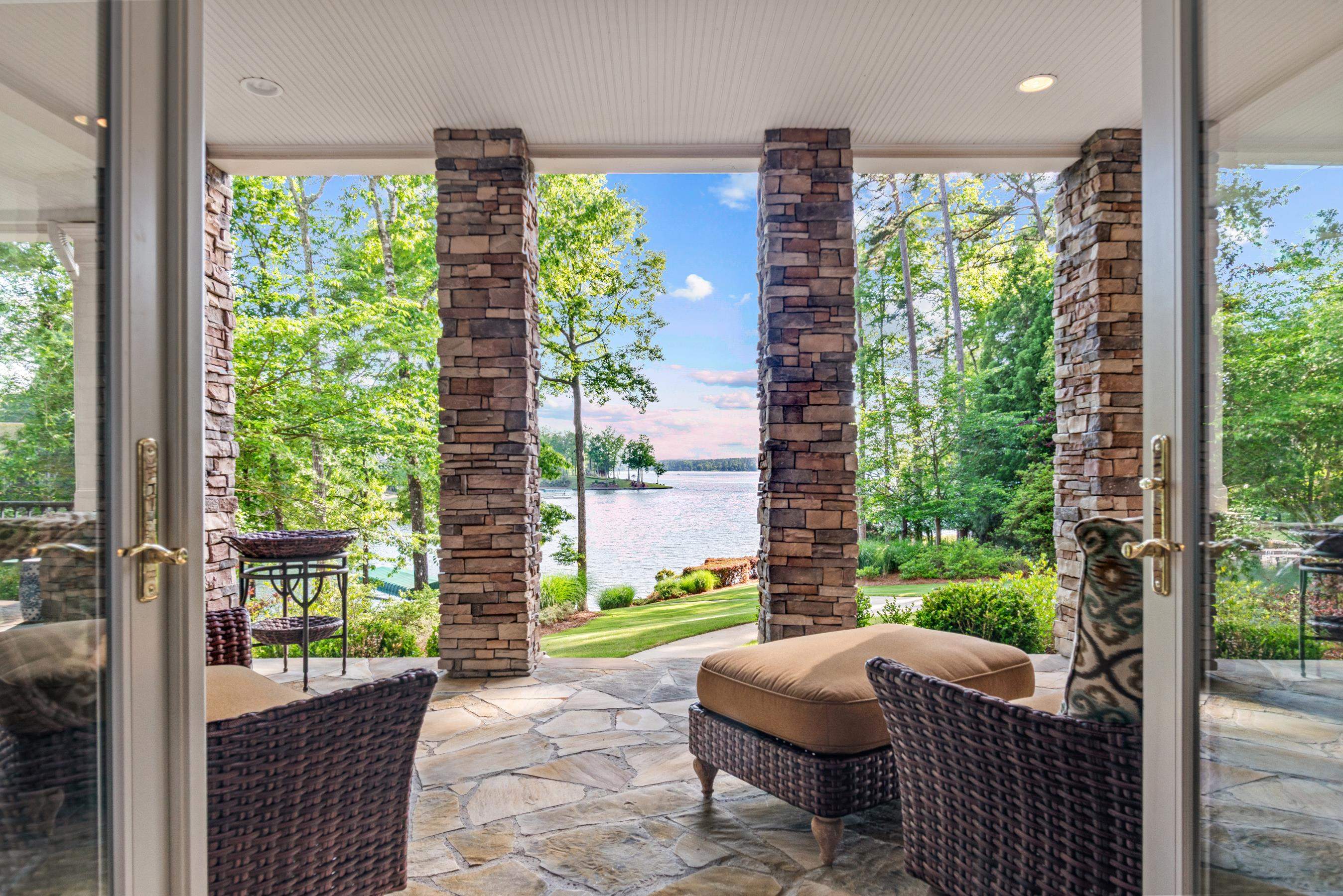 1100 FALLING CREEK