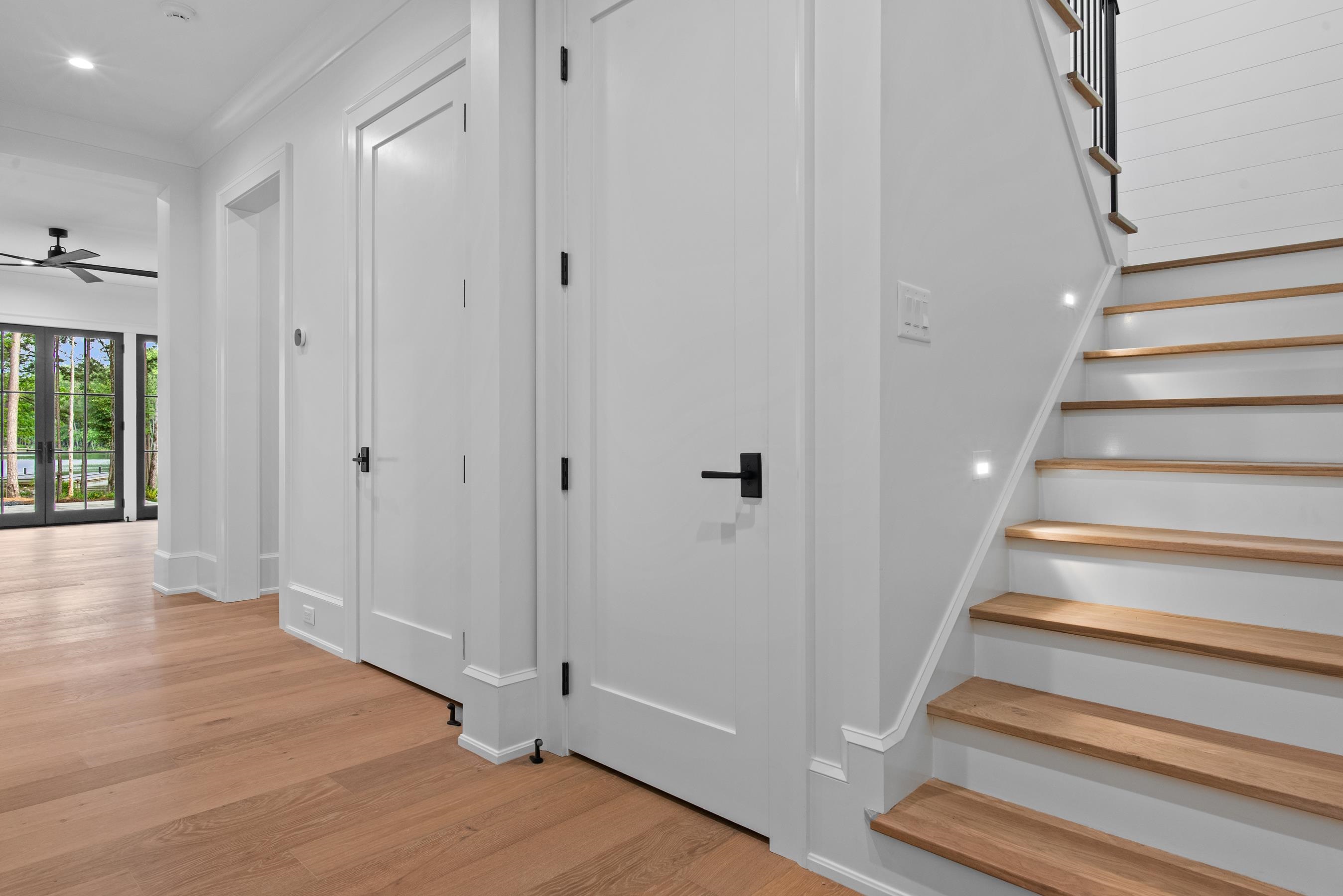 1111 LONGVIEW COMMONS