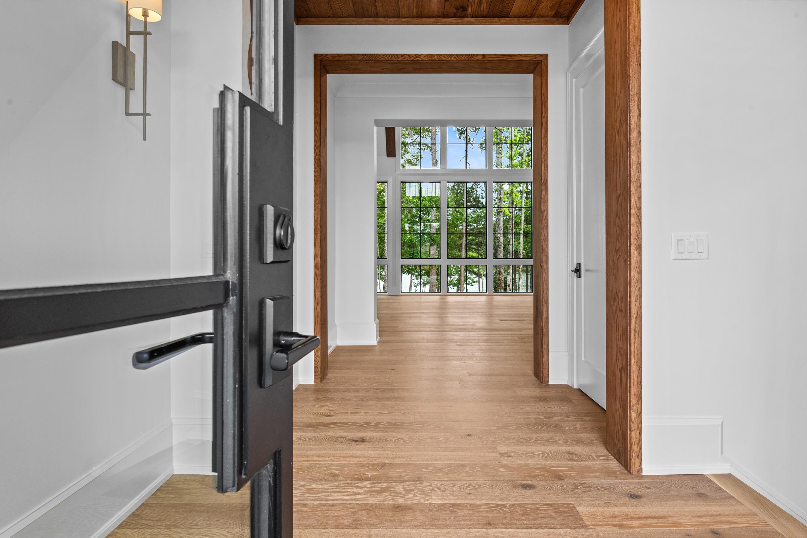 1111 LONGVIEW COMMONS