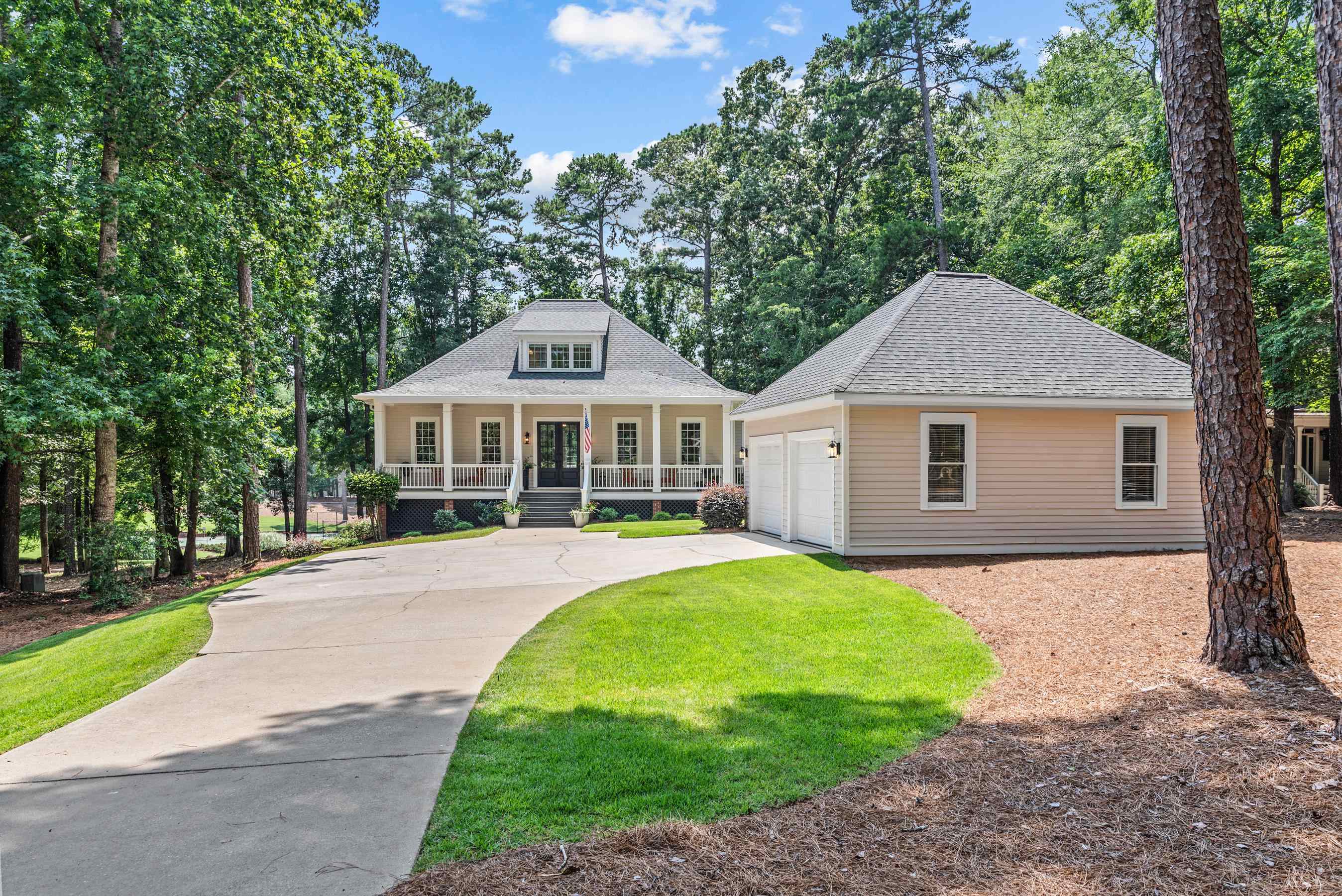 1210 MERCER TRAIL