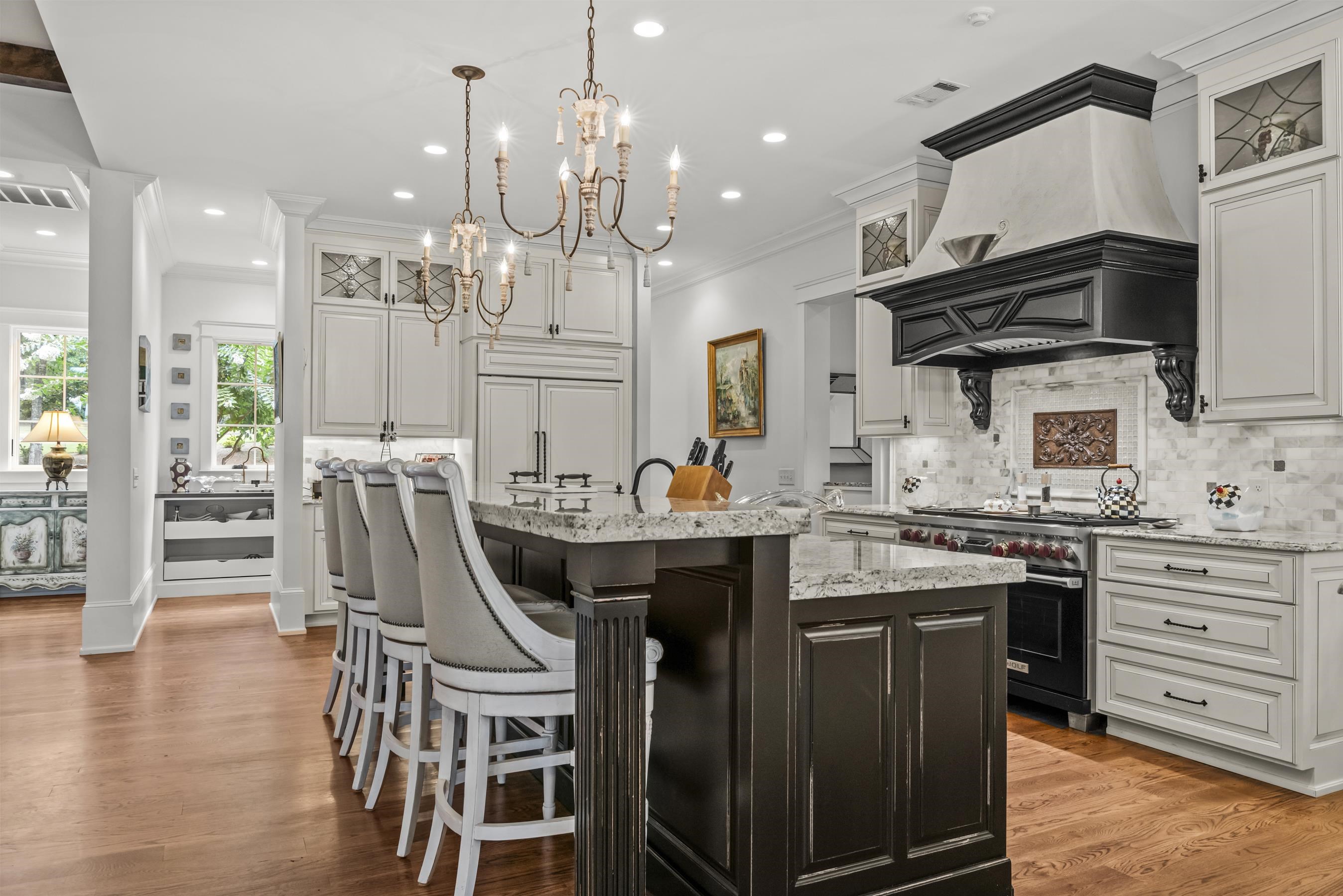 1021 REYNOLDS PARKWAY