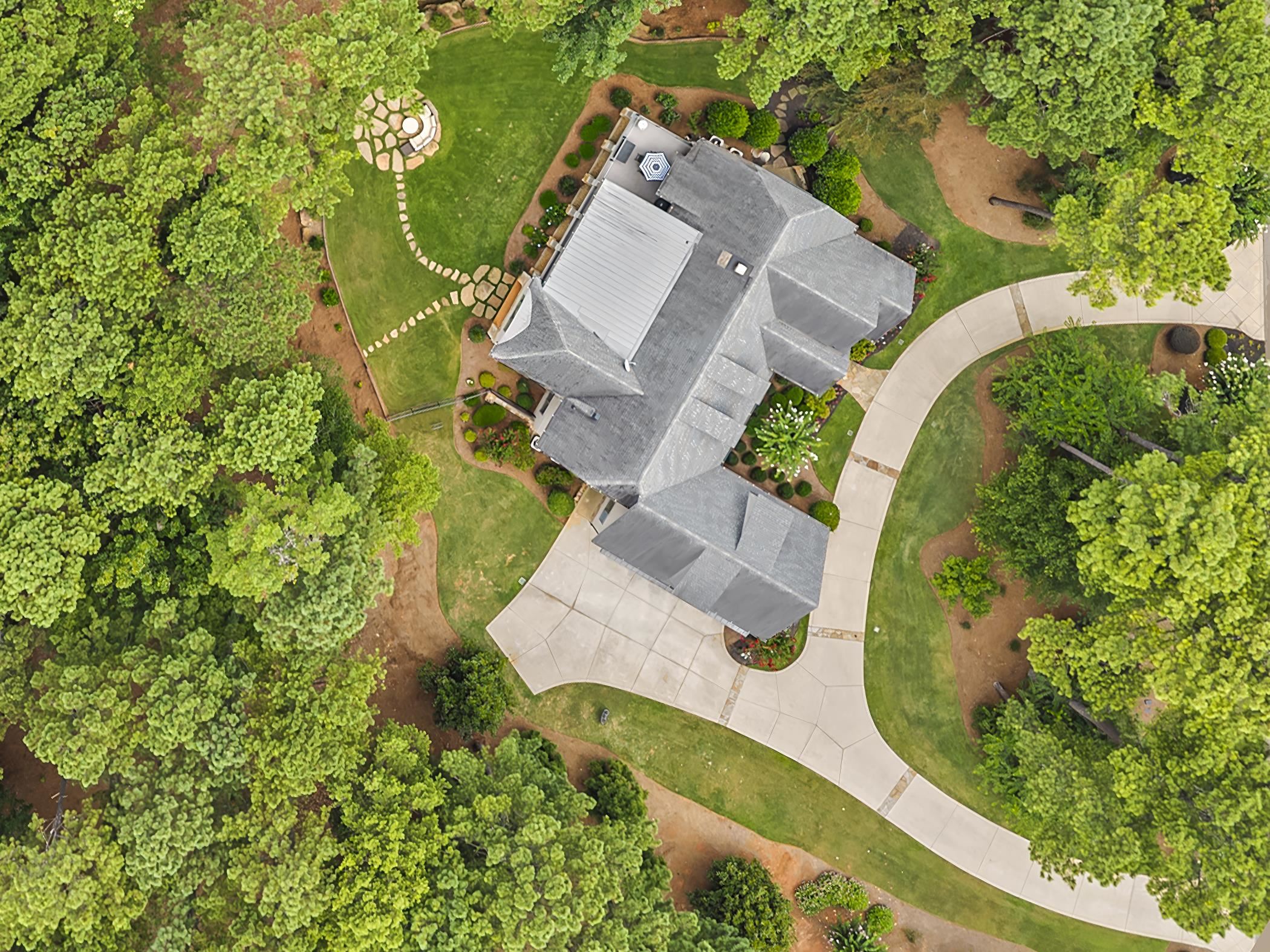 1021 REYNOLDS PARKWAY