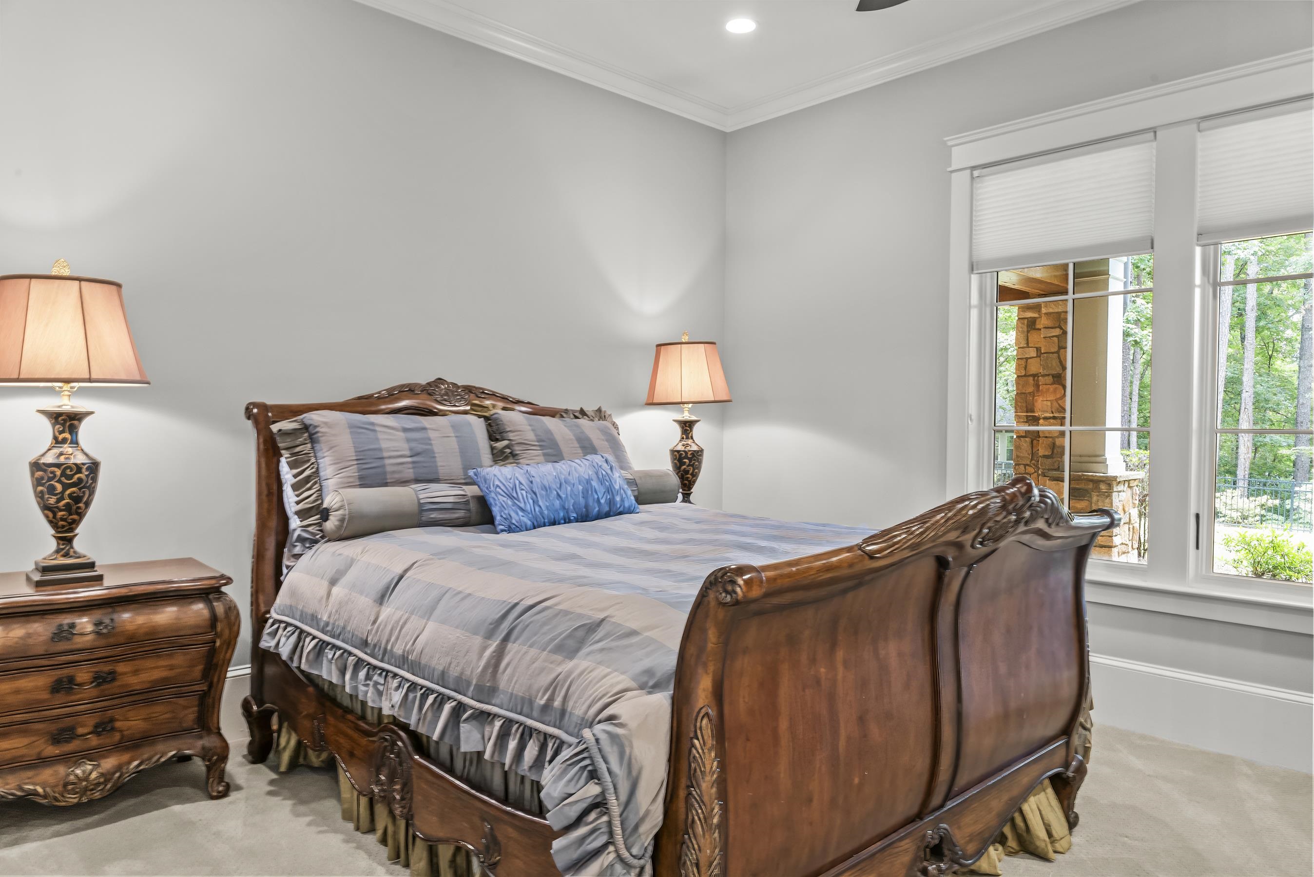 1021 REYNOLDS PARKWAY