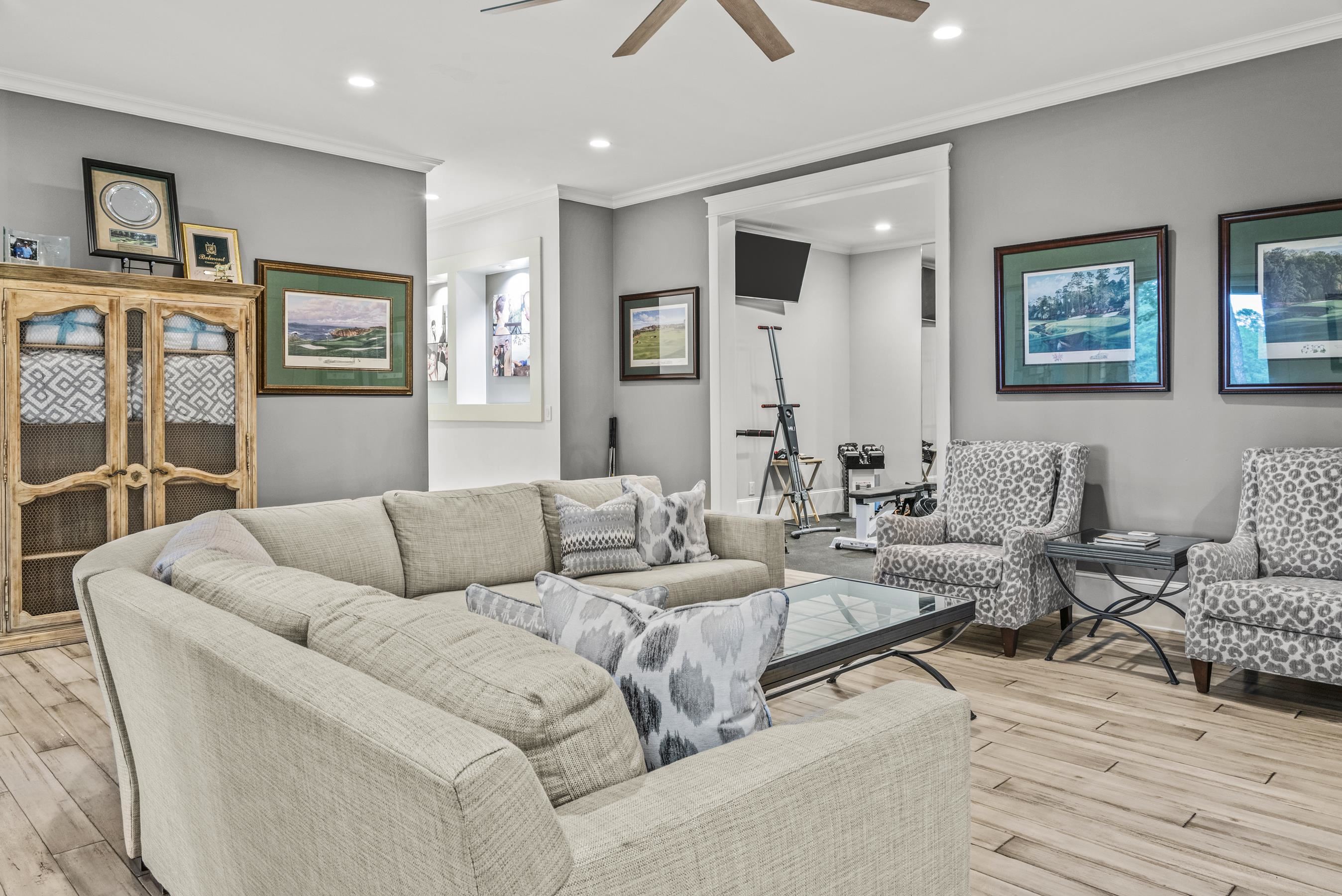 1021 REYNOLDS PARKWAY