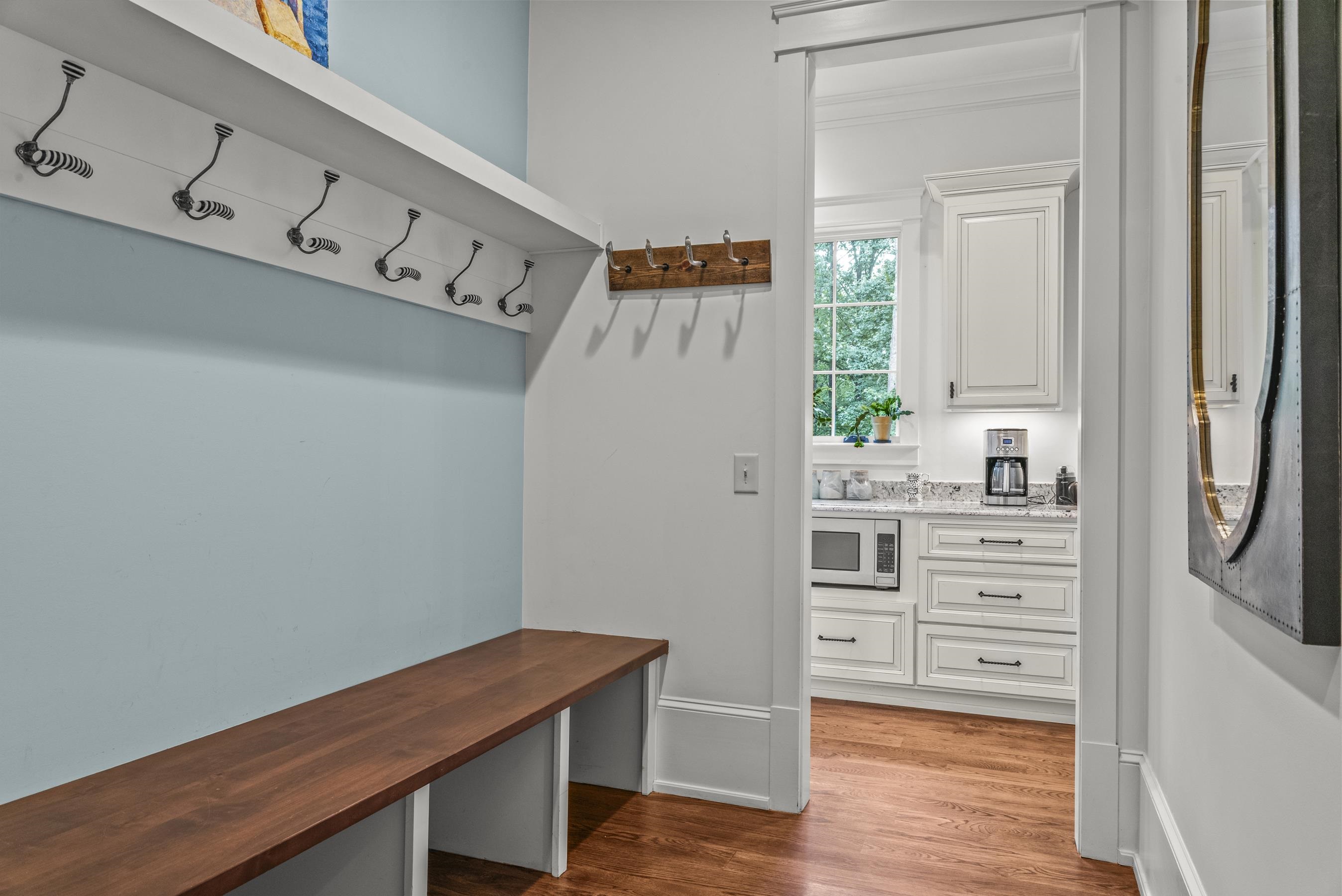 1021 REYNOLDS PARKWAY