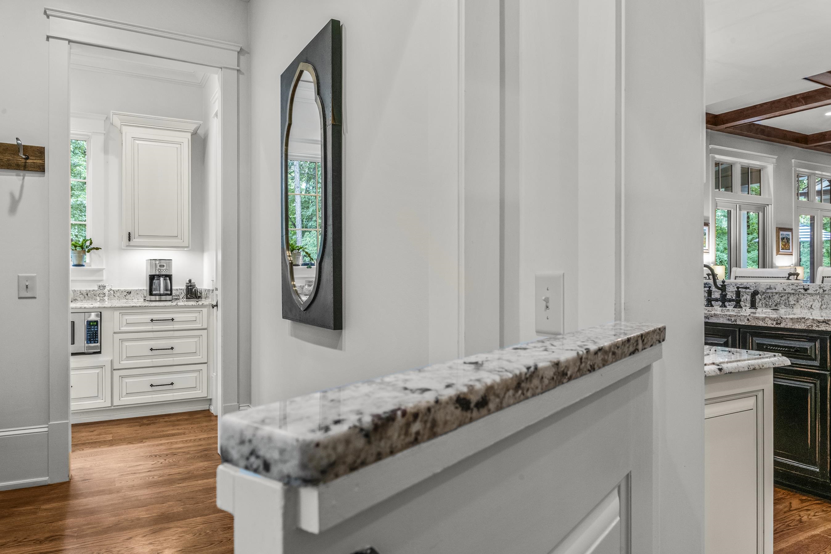 1021 REYNOLDS PARKWAY