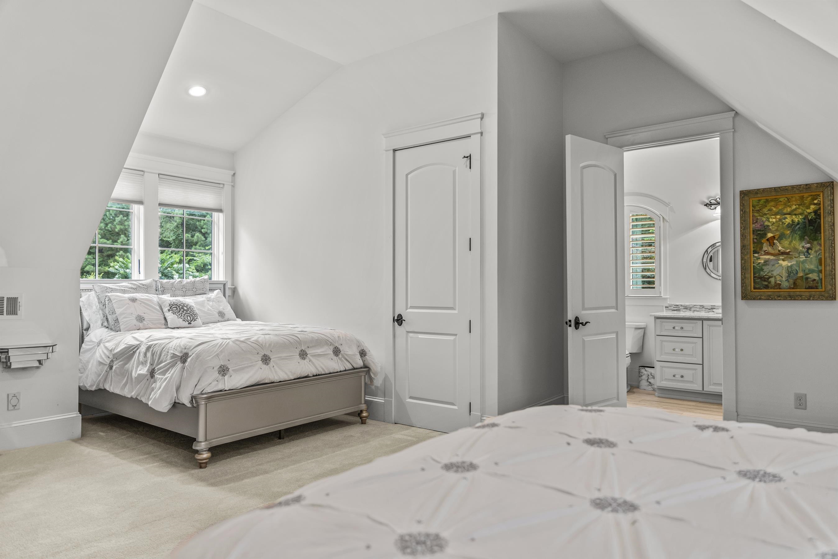 1021 REYNOLDS PARKWAY