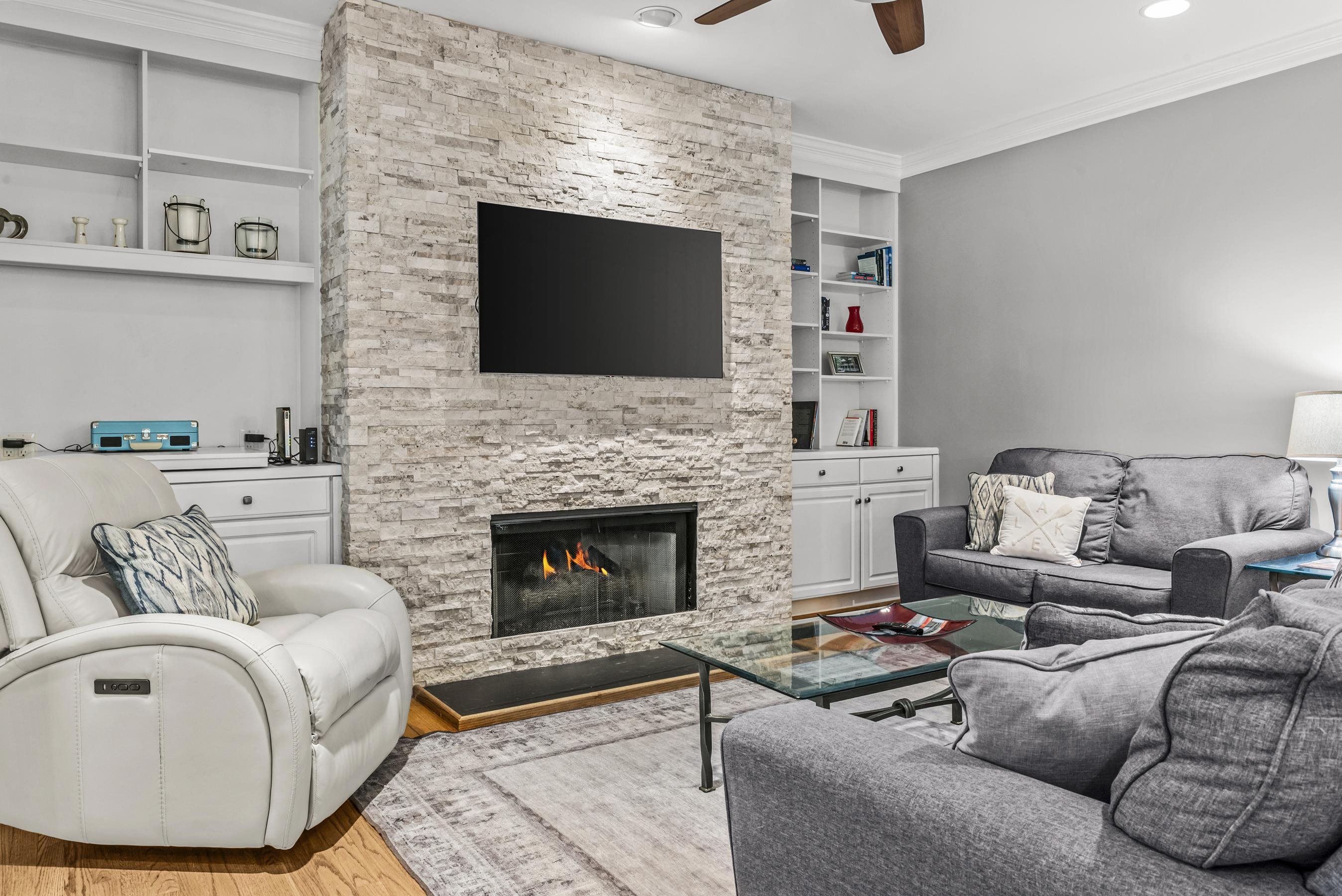 1220 MERCER TRAIL