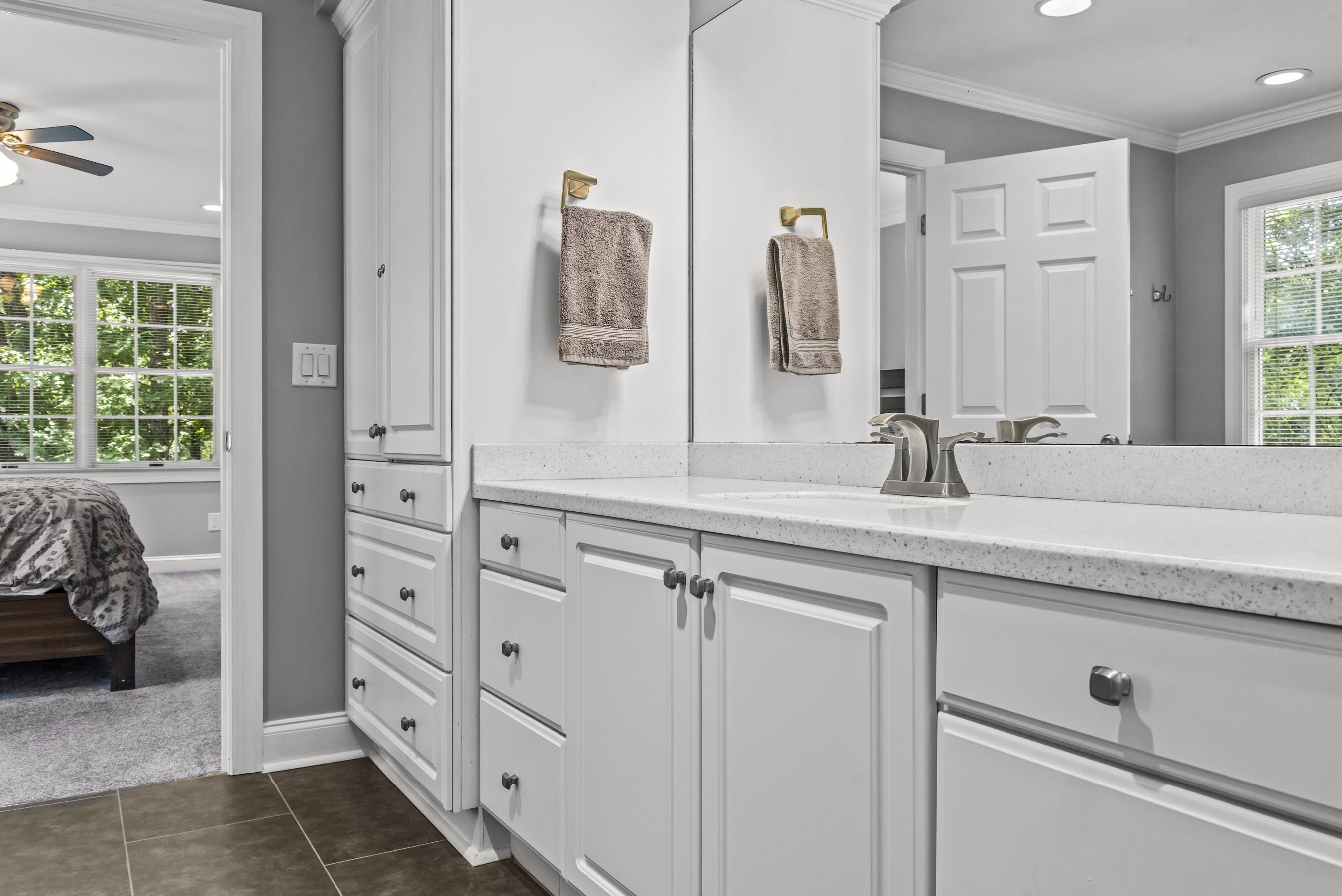 1220 MERCER TRAIL