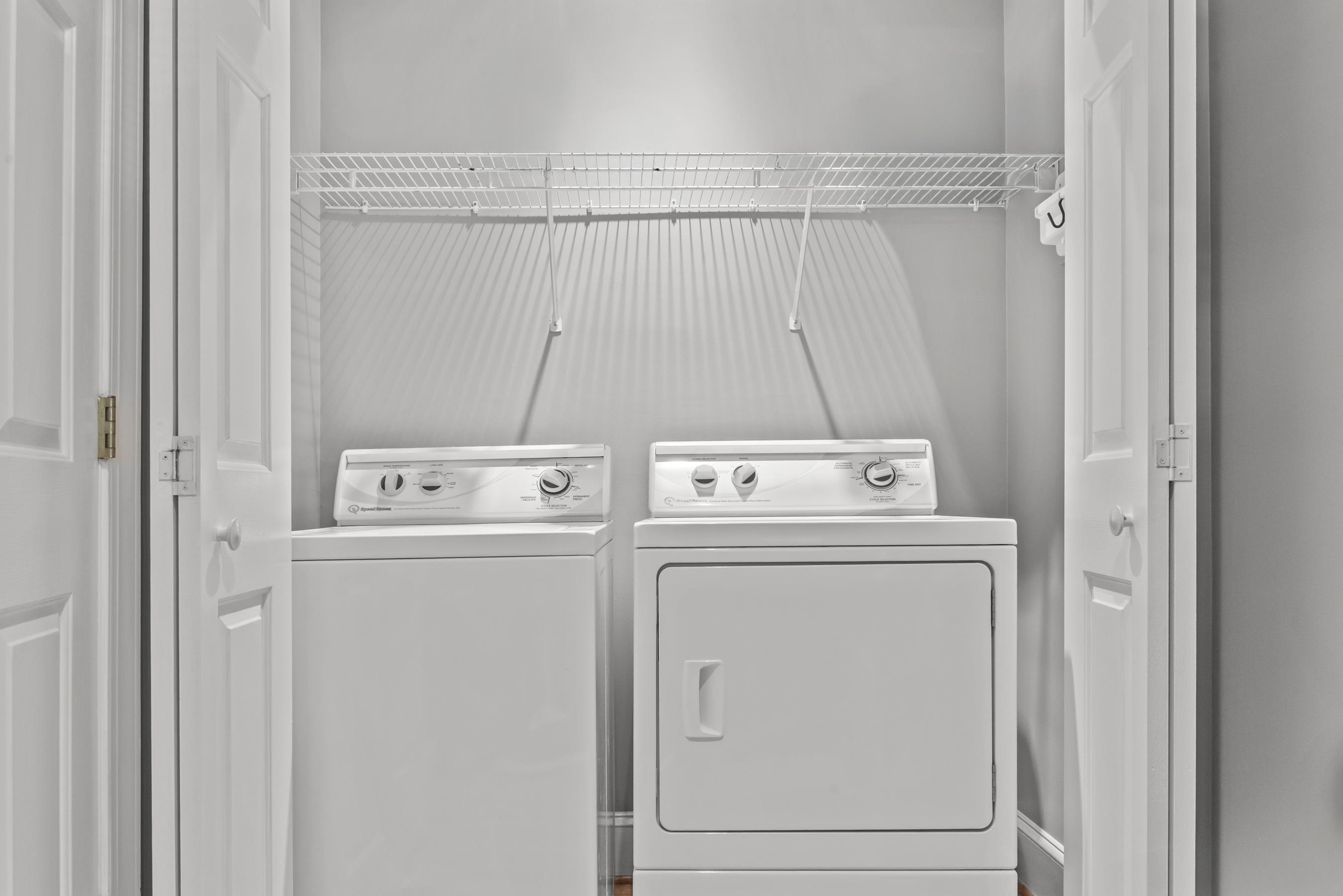 1220 MERCER TRAIL