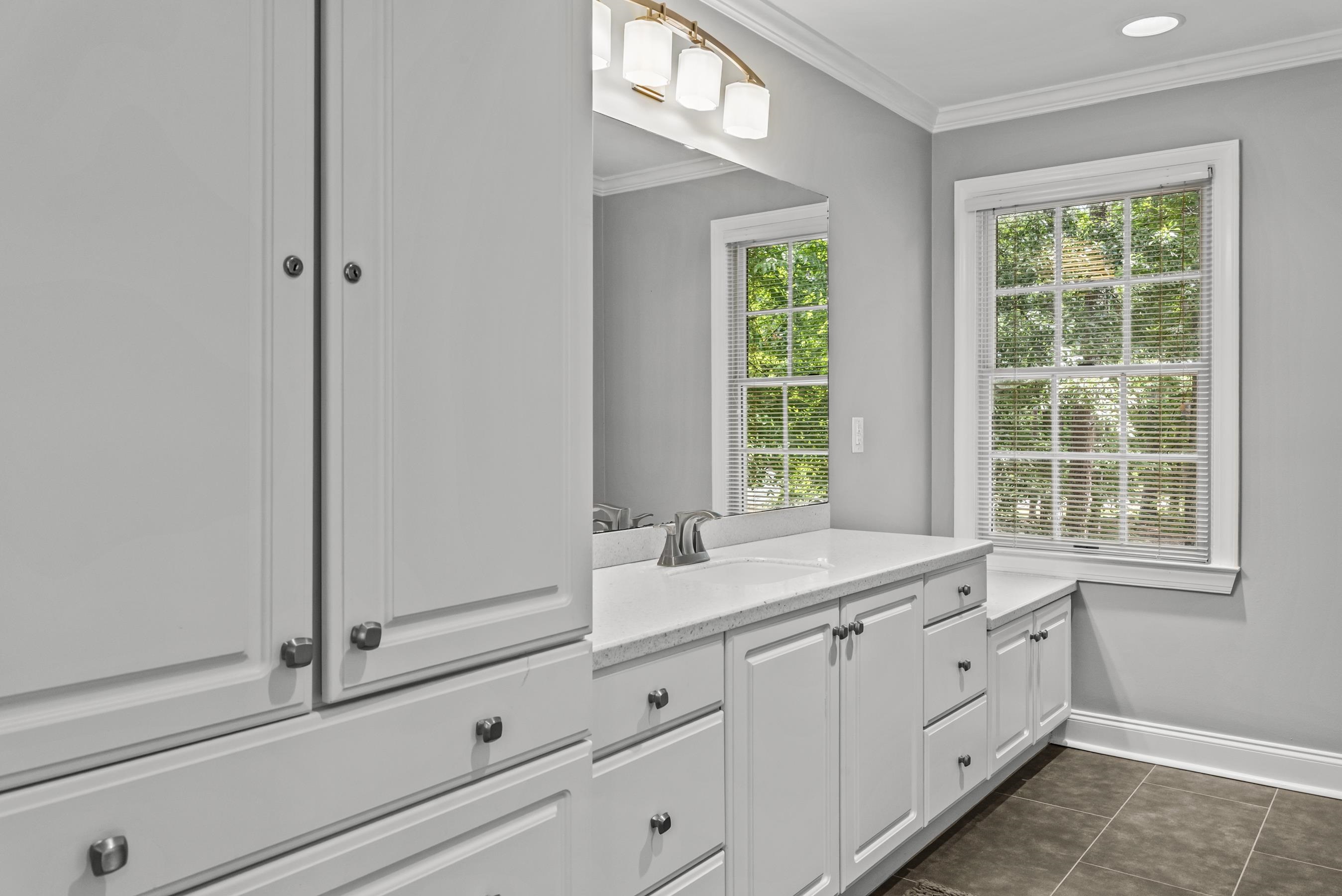 1220 MERCER TRAIL