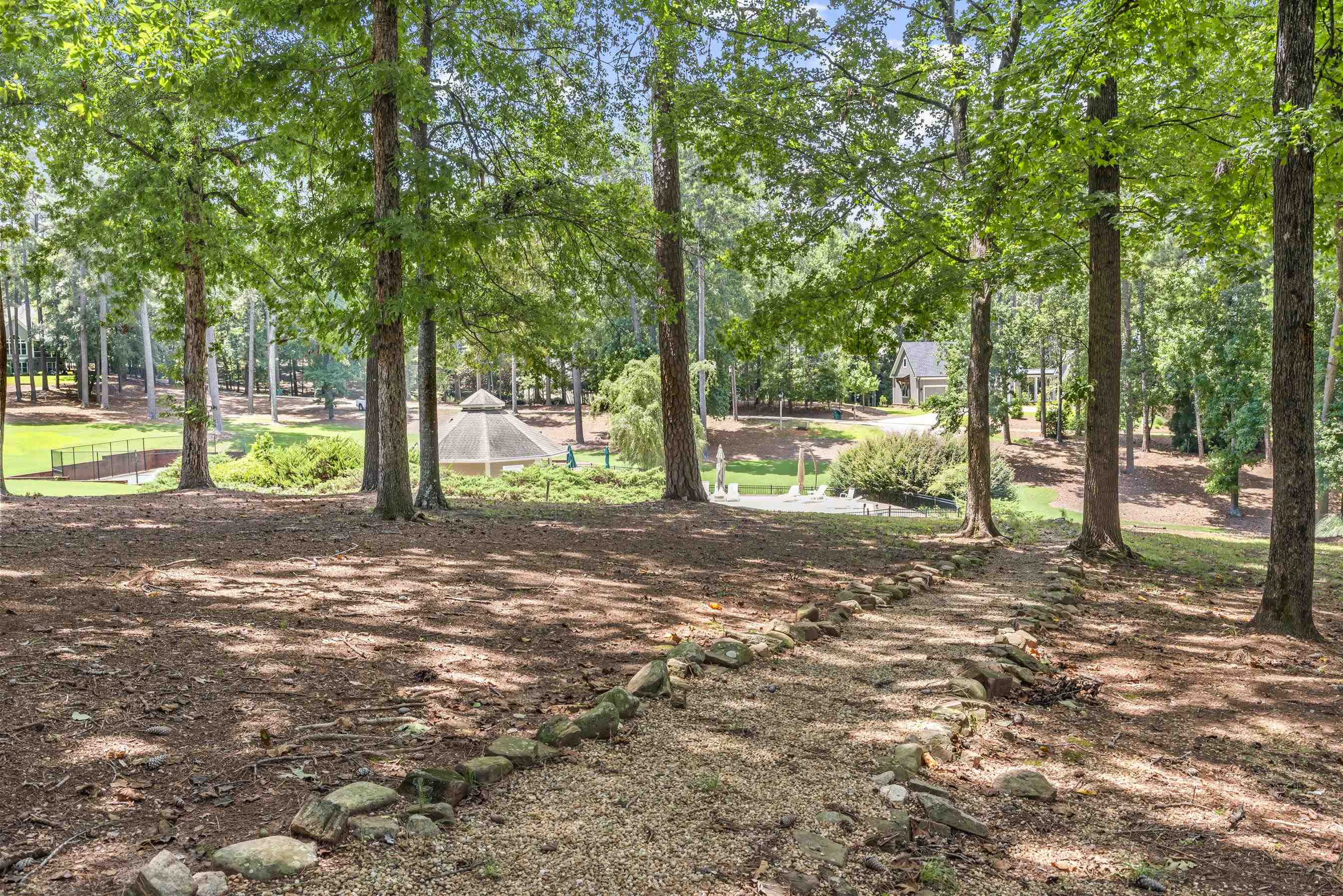 1220 MERCER TRAIL