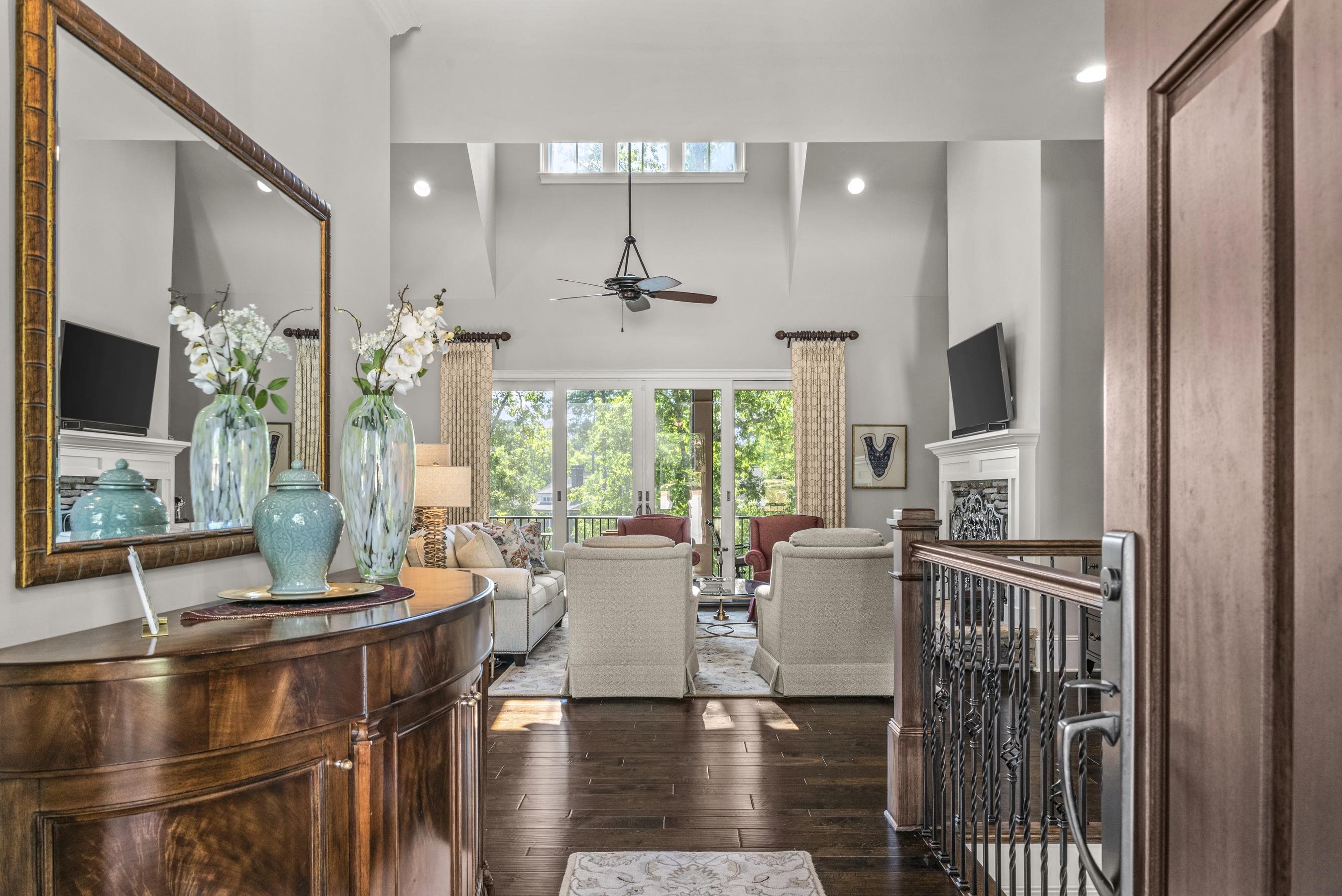 1081 ANGEL POND WEST