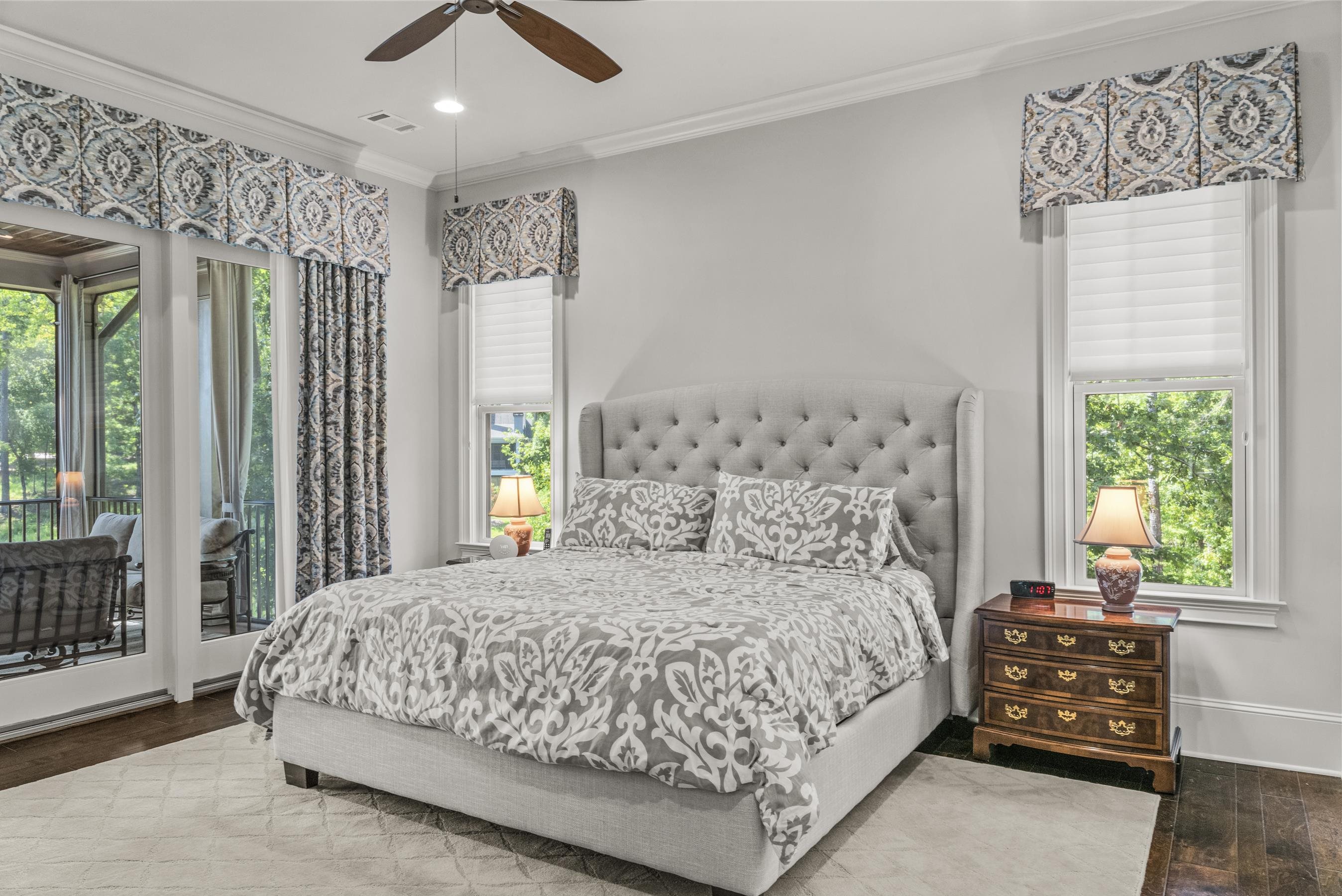 1081 ANGEL POND WEST