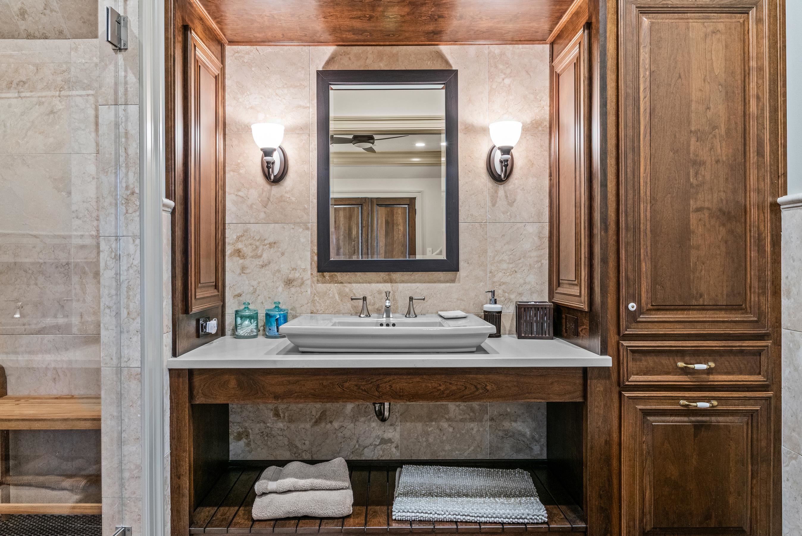 2260 SANDY FORD