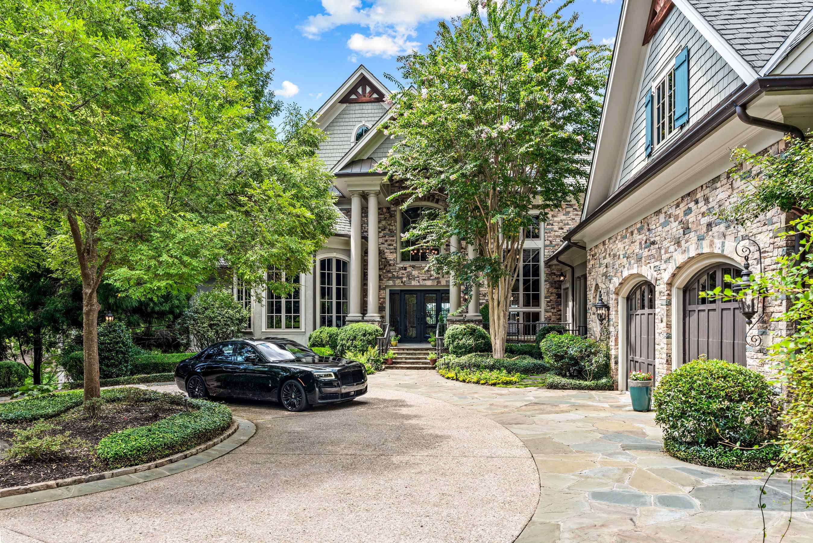 2260 SANDY FORD