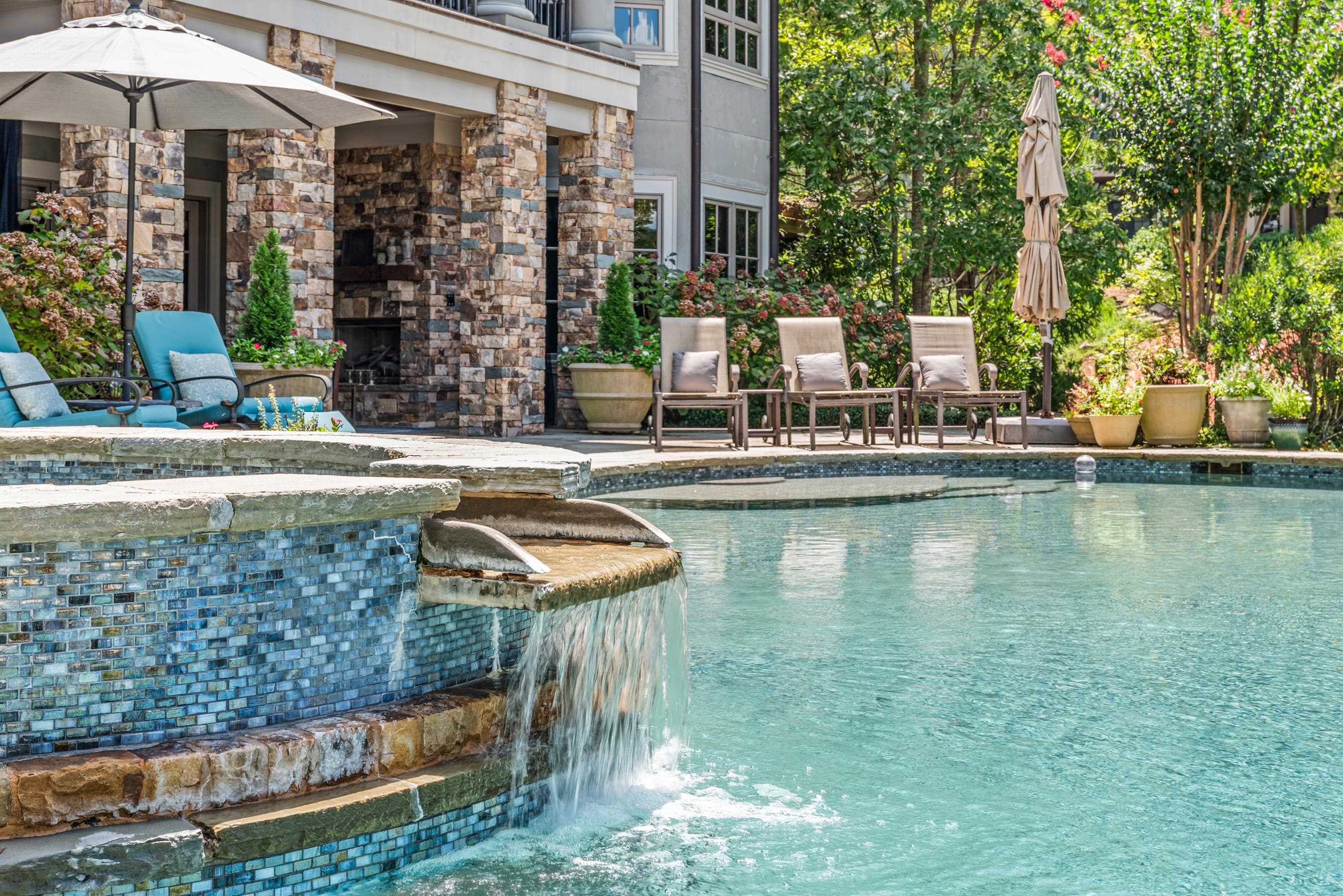 2260 SANDY FORD