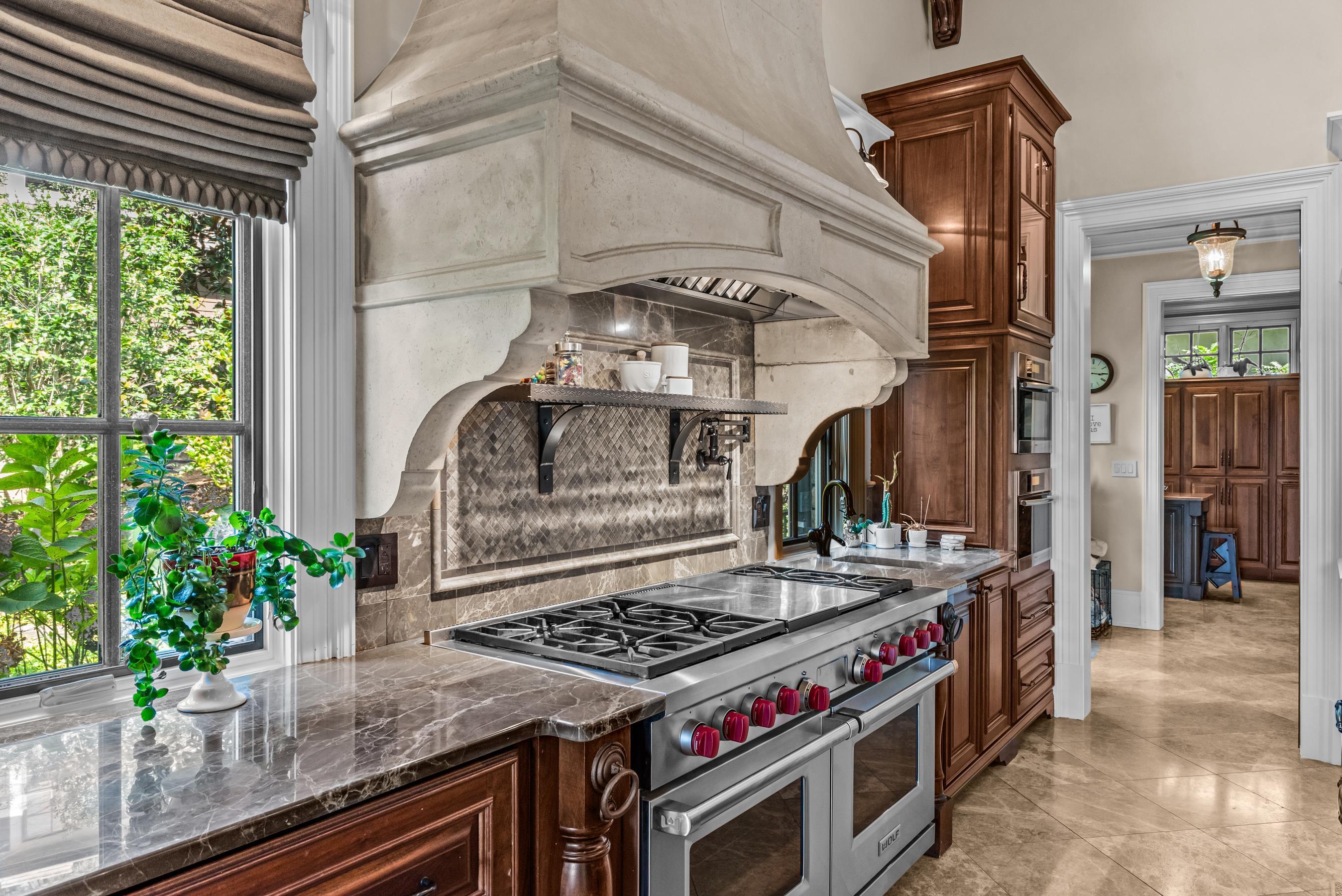 2260 SANDY FORD
