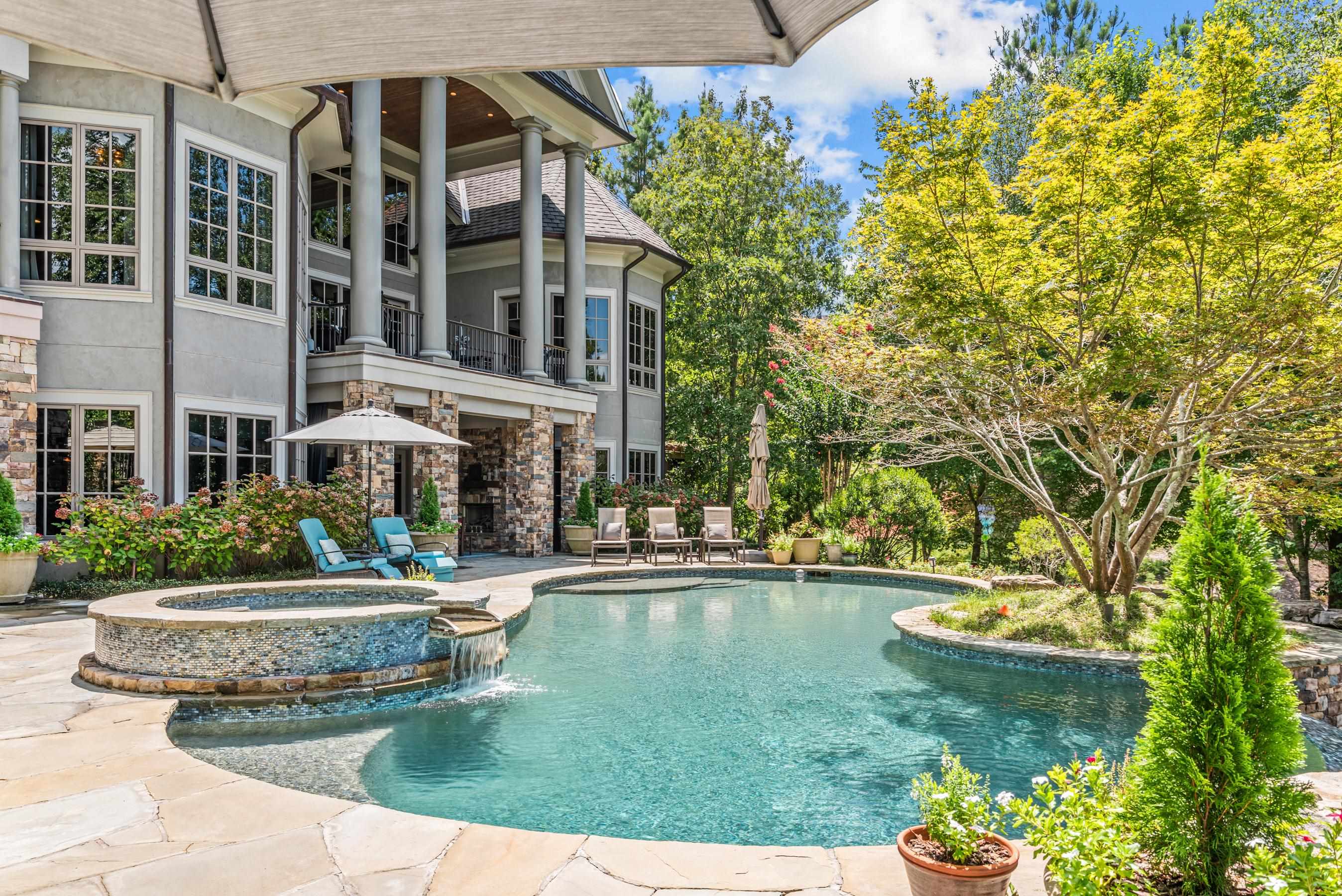 2260 SANDY FORD