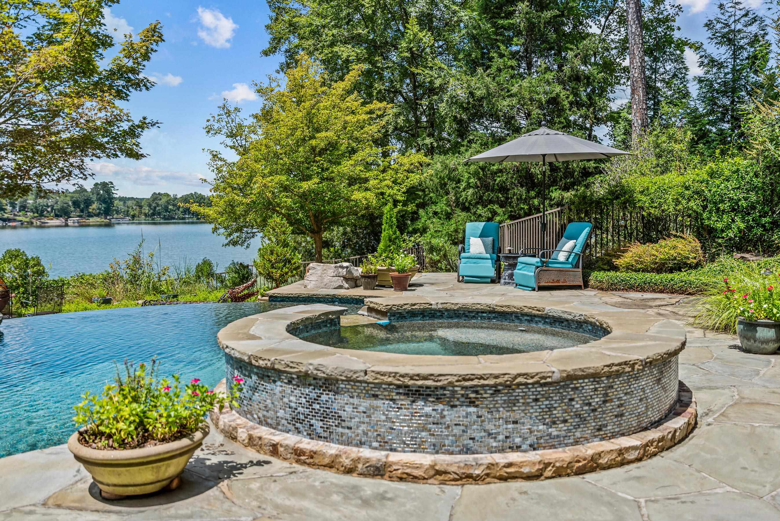 2260 SANDY FORD