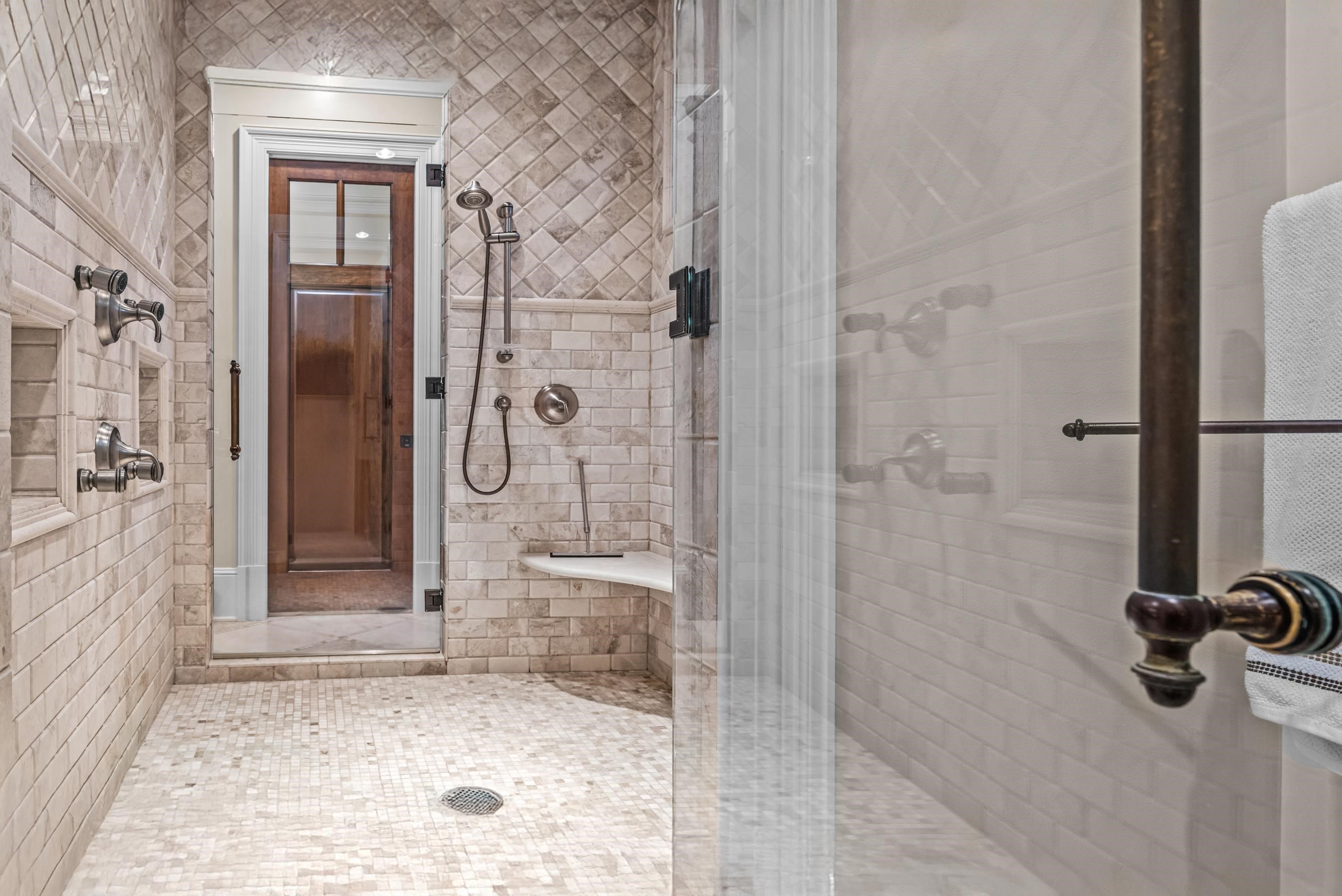 2260 SANDY FORD