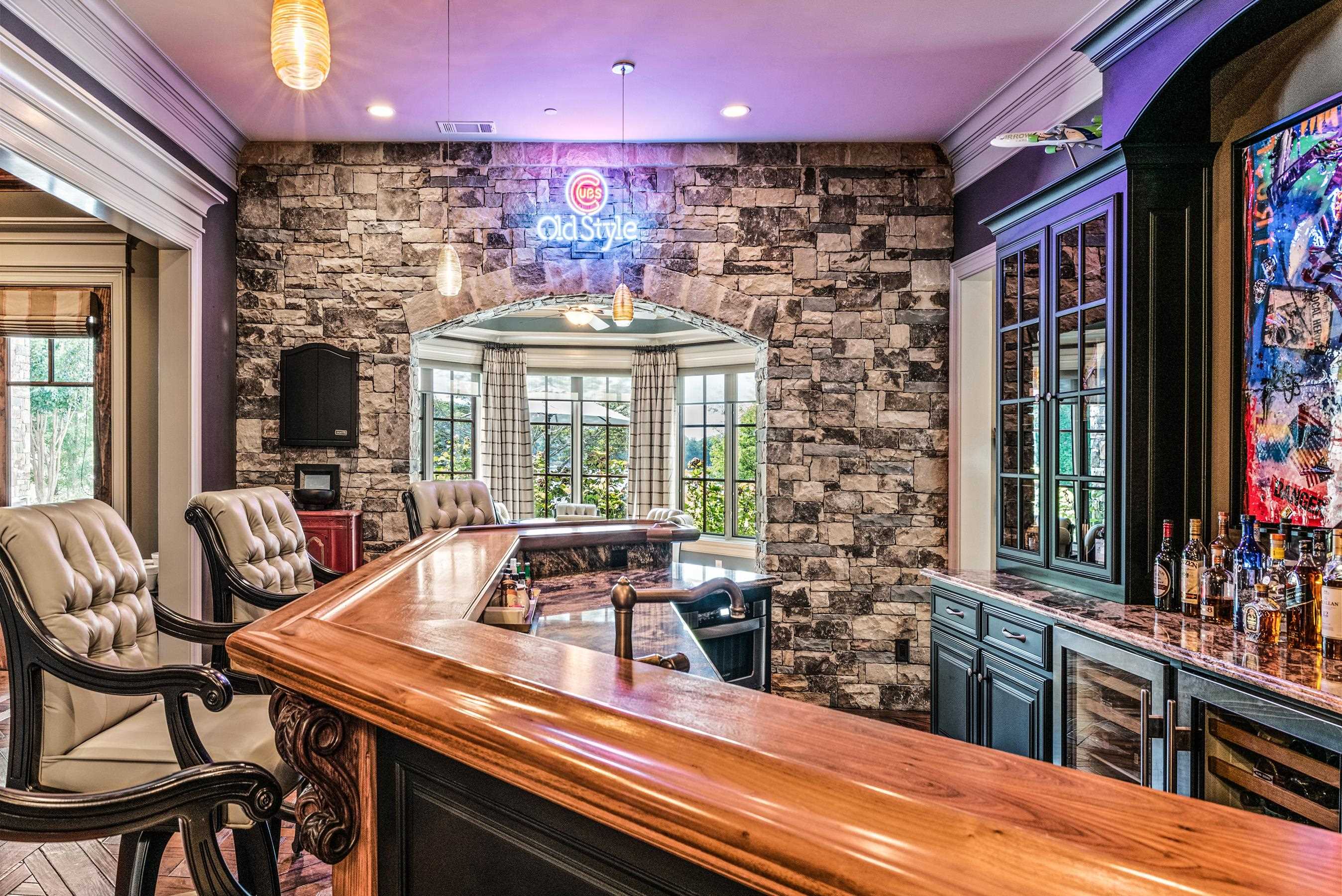 2260 SANDY FORD