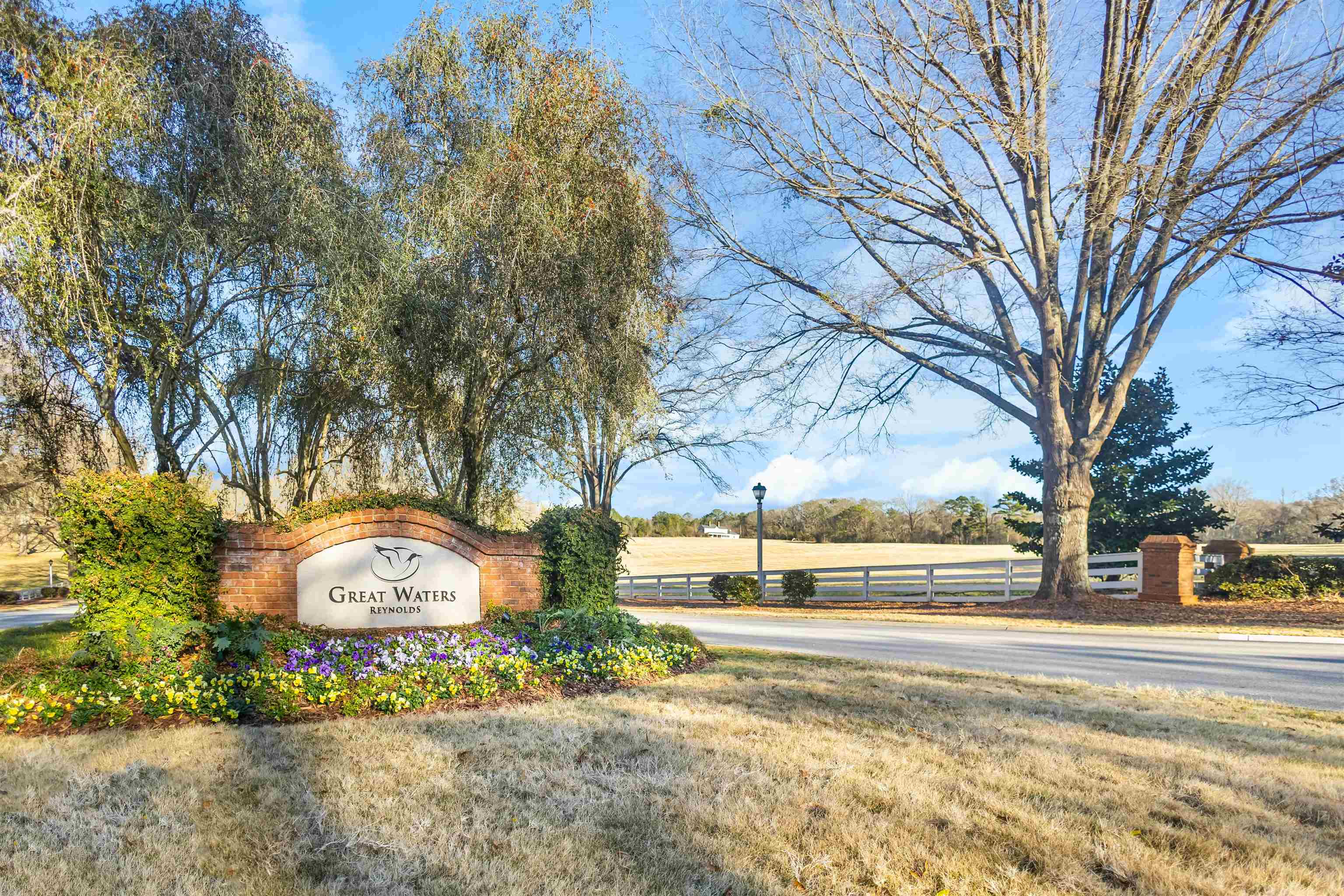 173 REYNOLDS DRIVE # 126