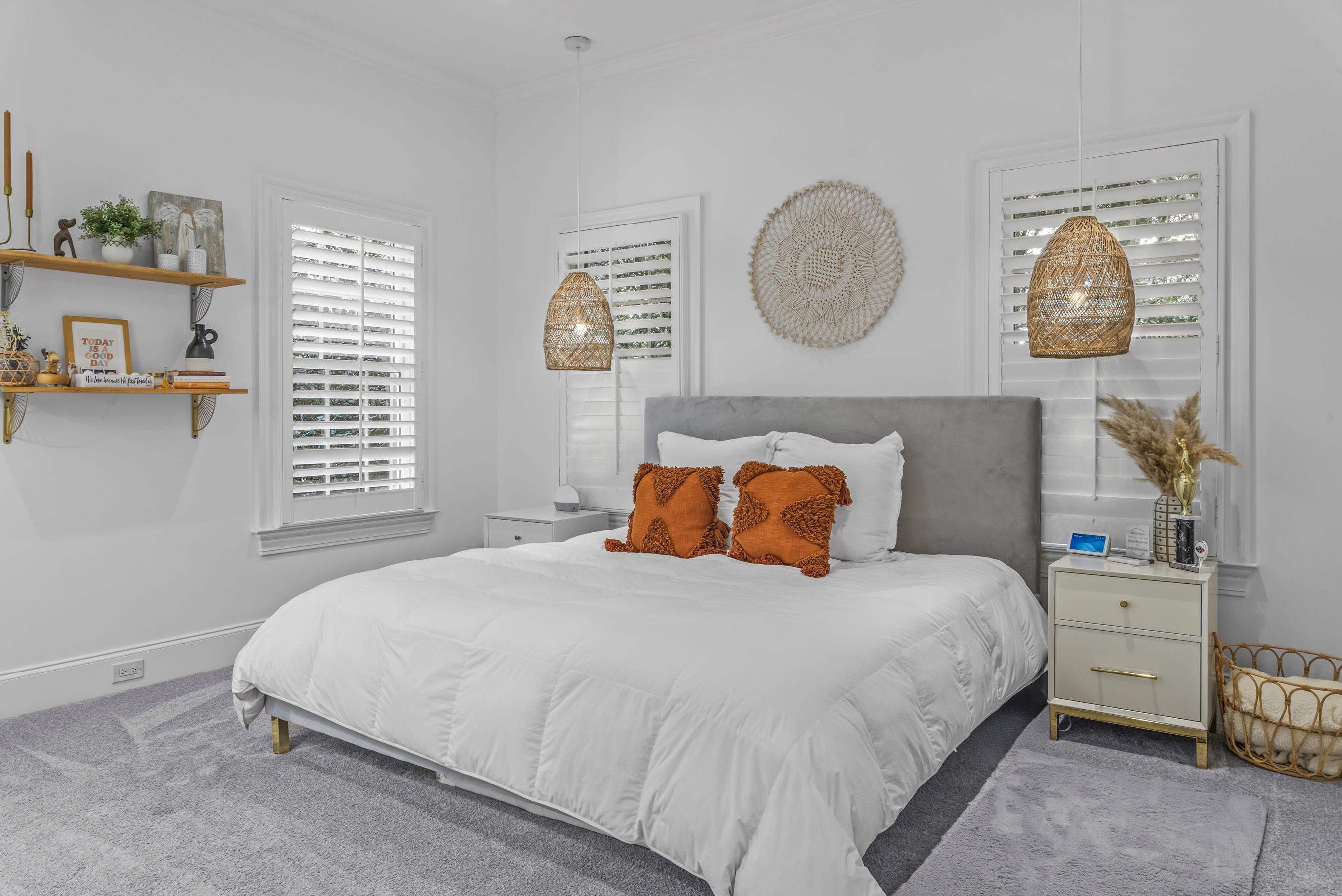 1010 CALLAHANS RIDGE