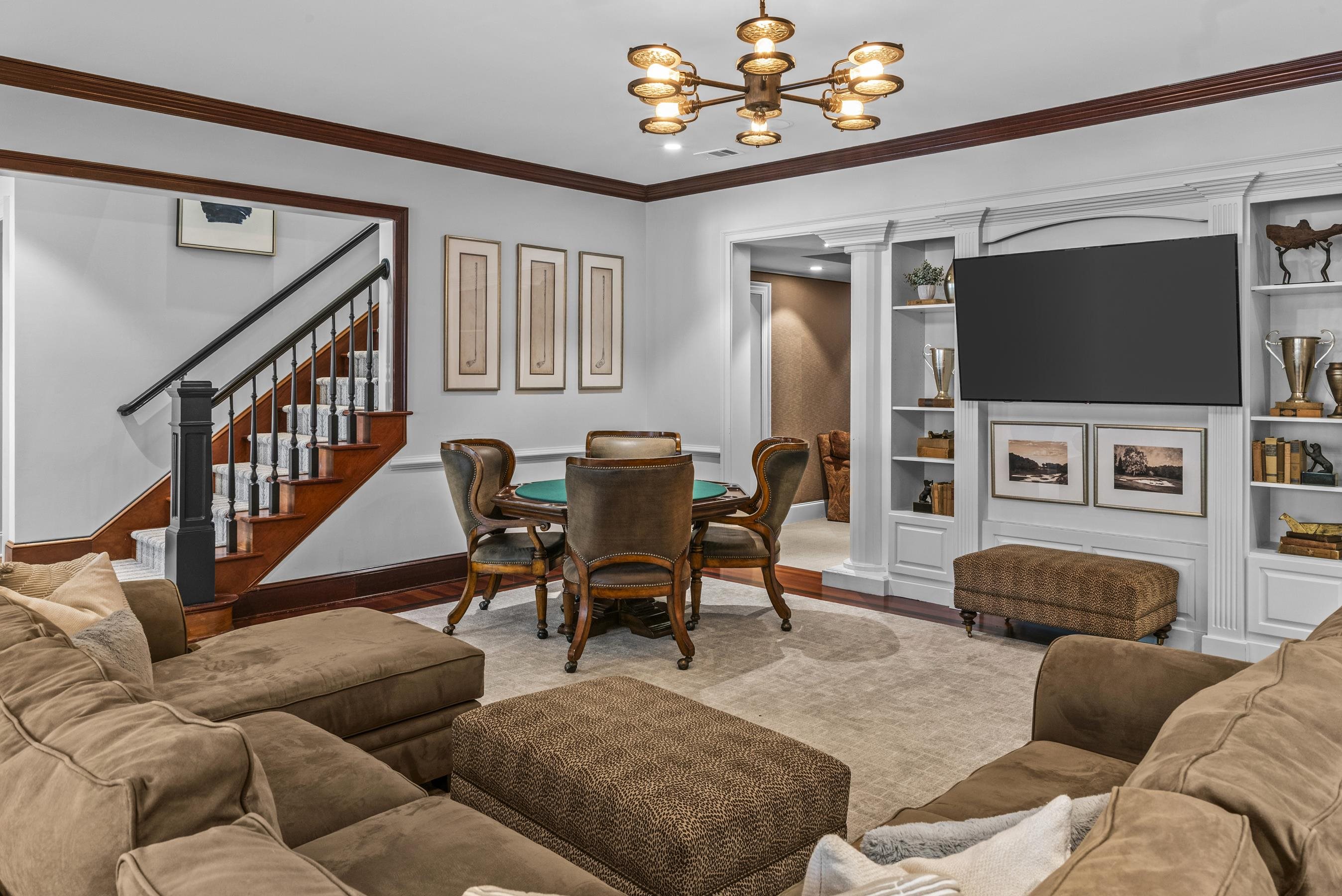 1010 CALLAHANS RIDGE