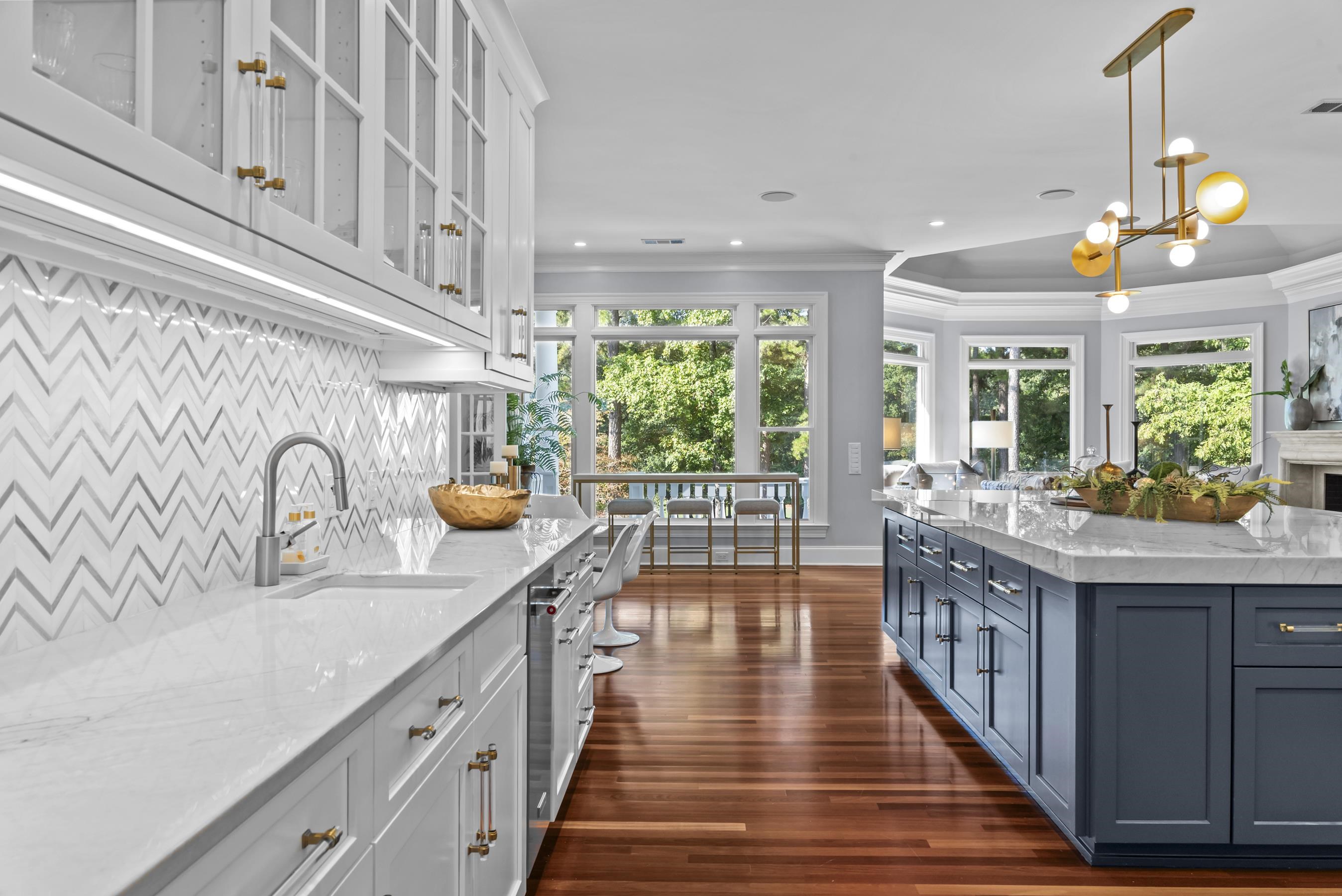 1010 CALLAHANS RIDGE