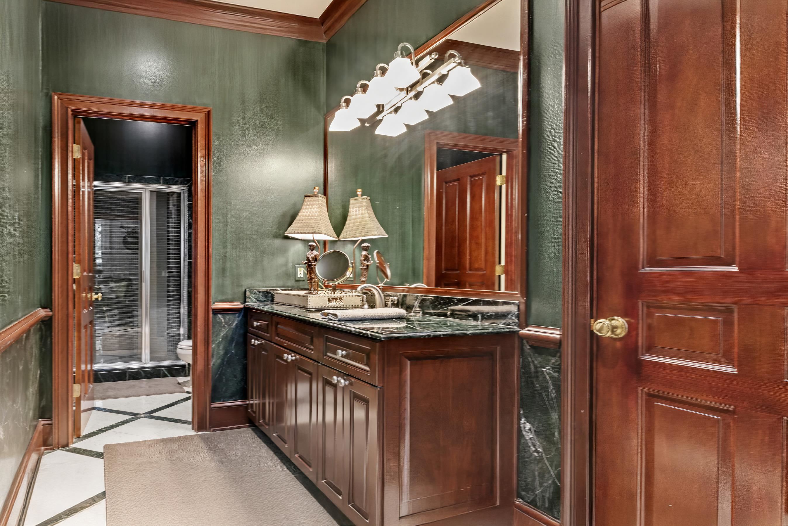 1010 CALLAHANS RIDGE