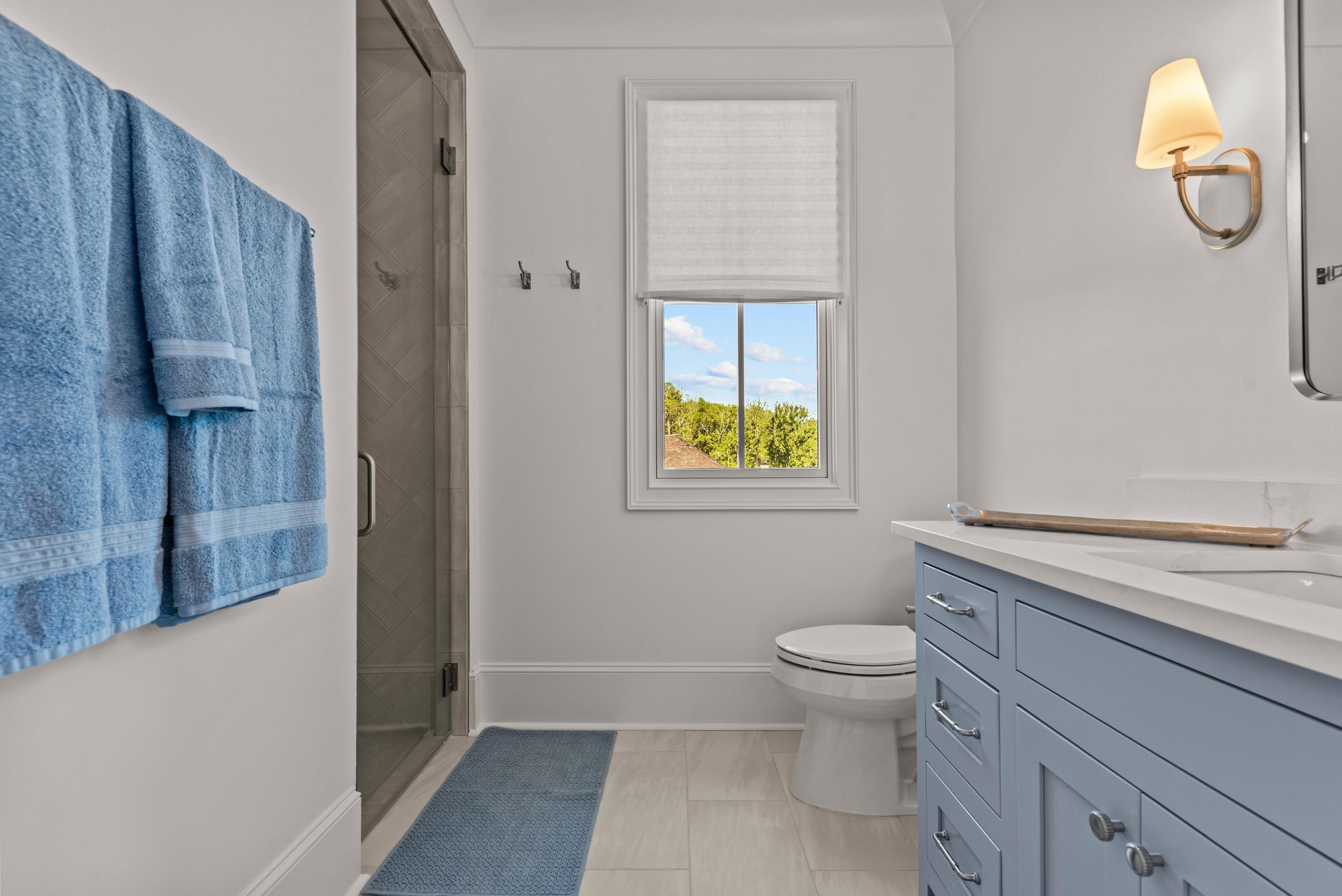 1011 WEST ROCK LOOP